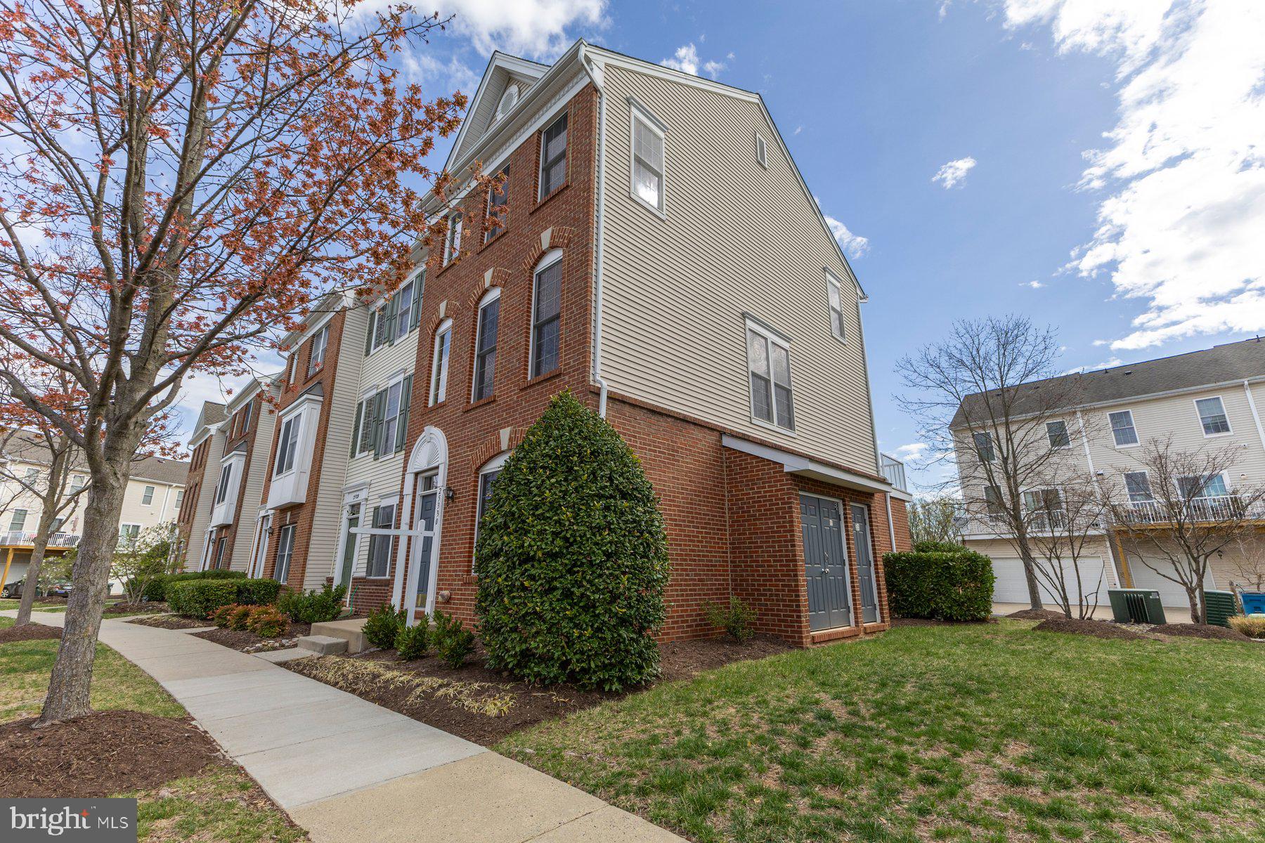 AMBERLEA AT SOUTH RIDING - Residential