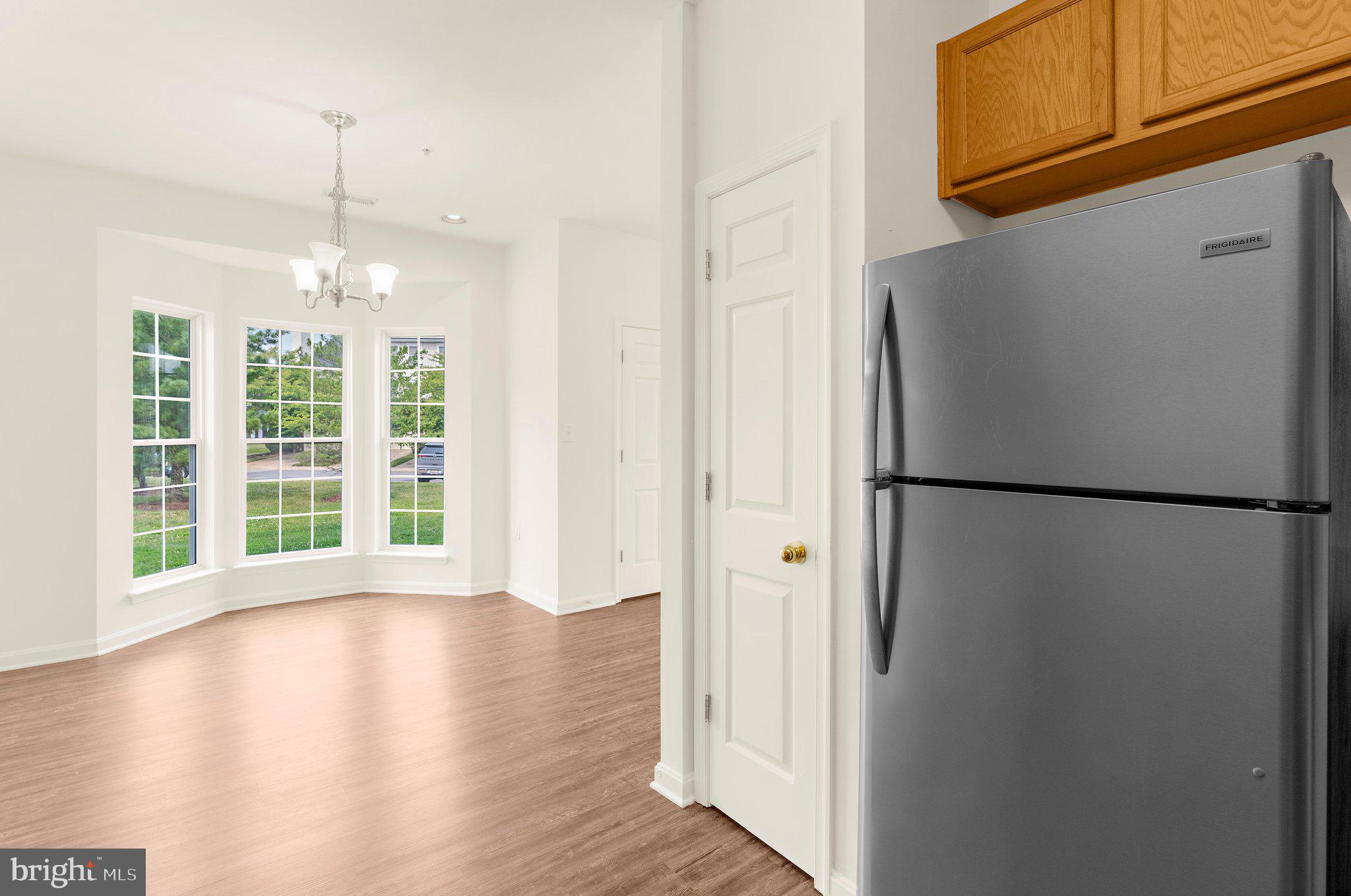 SEVEN OAKS - Residential