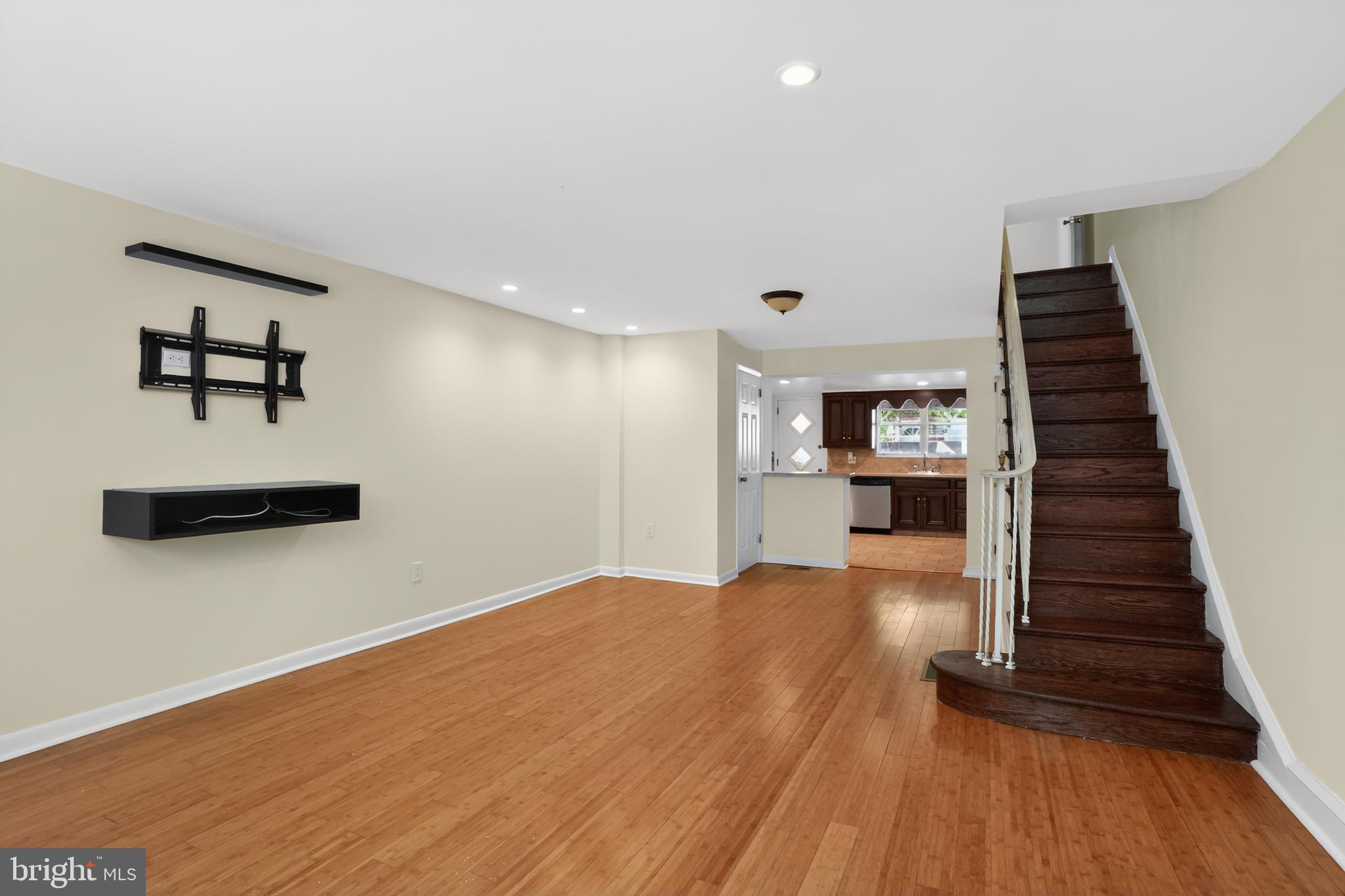 PHILADELPHIA (SOUTH) - Residential