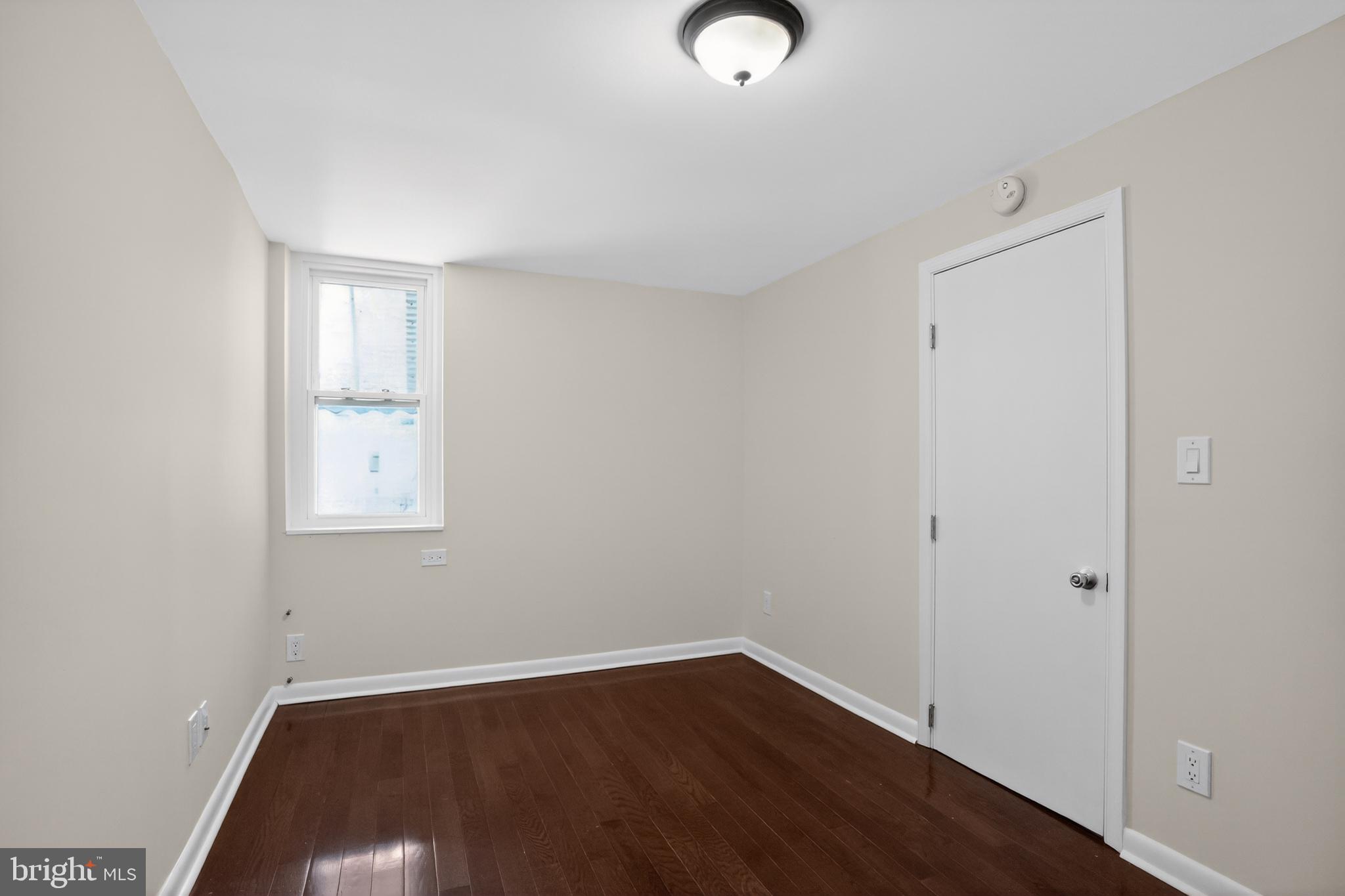 PHILADELPHIA (SOUTH) - Residential
