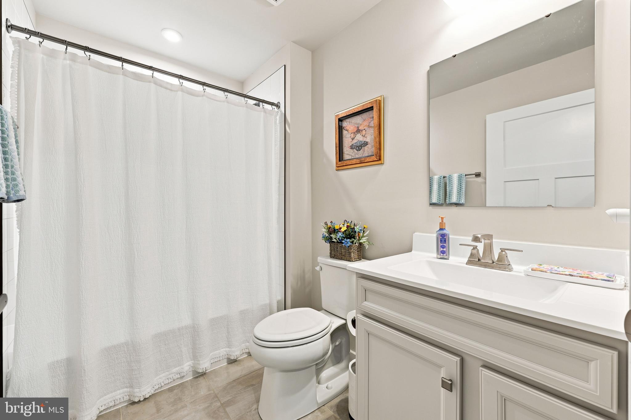 CARDINAL POINTE - Residential