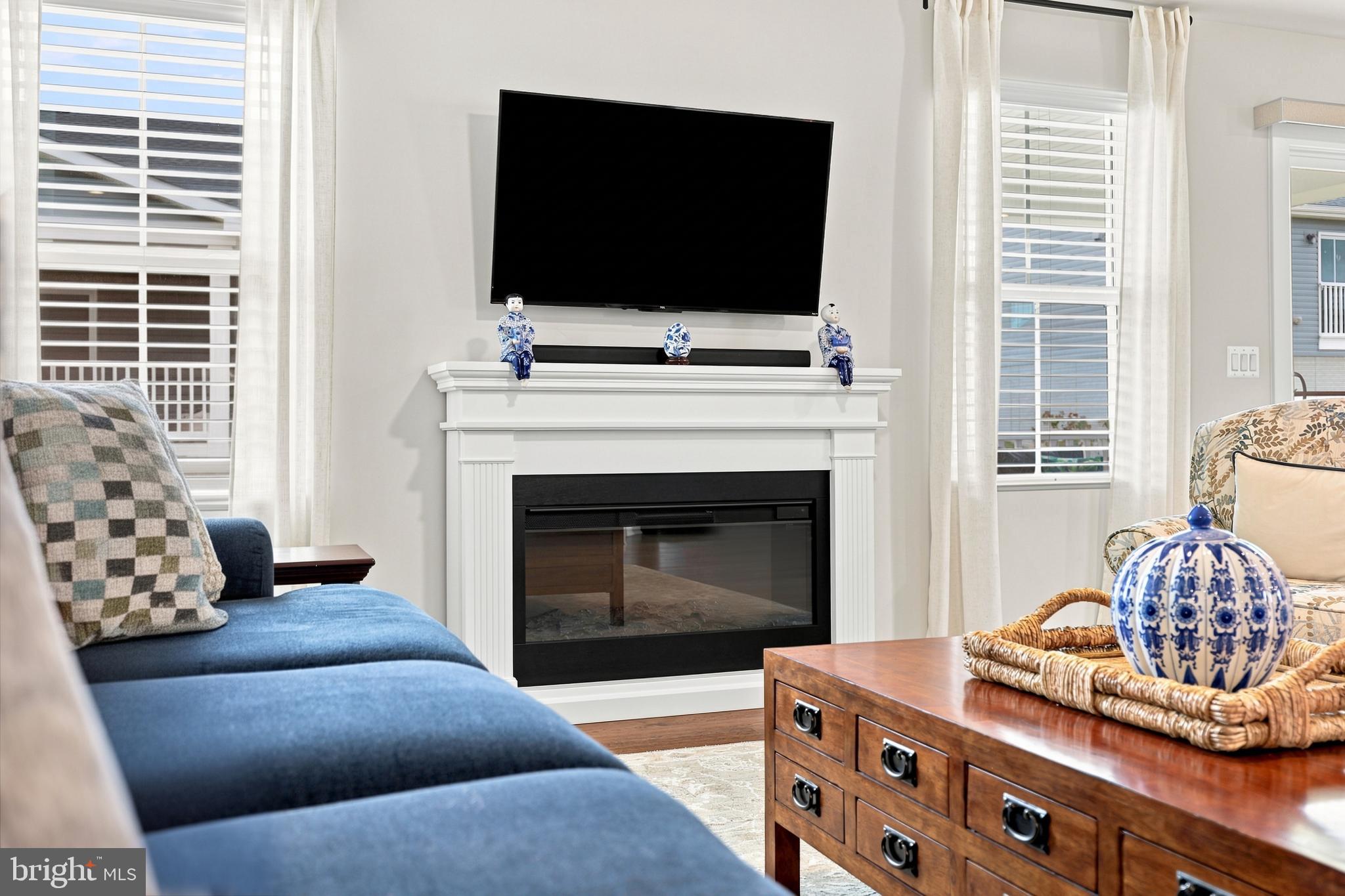 CARDINAL POINTE - Residential