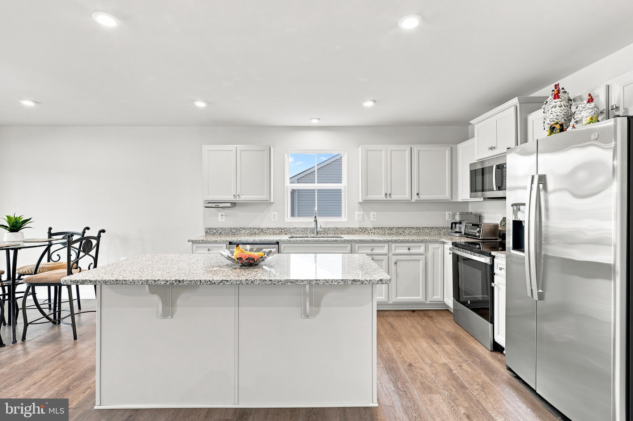 CARDINAL POINTE - Residential