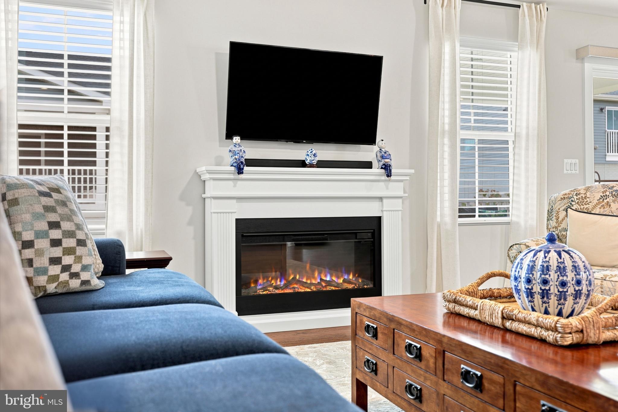 CARDINAL POINTE - Residential