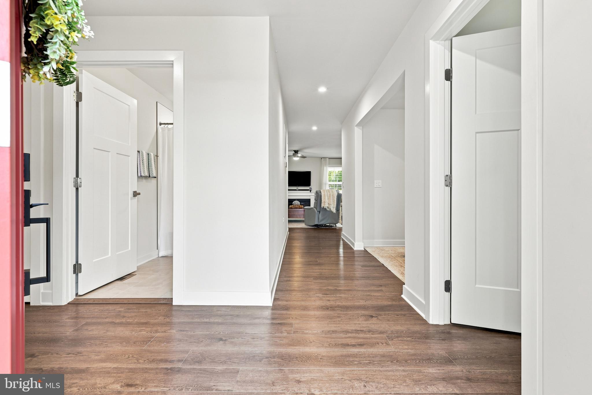CARDINAL POINTE - Residential