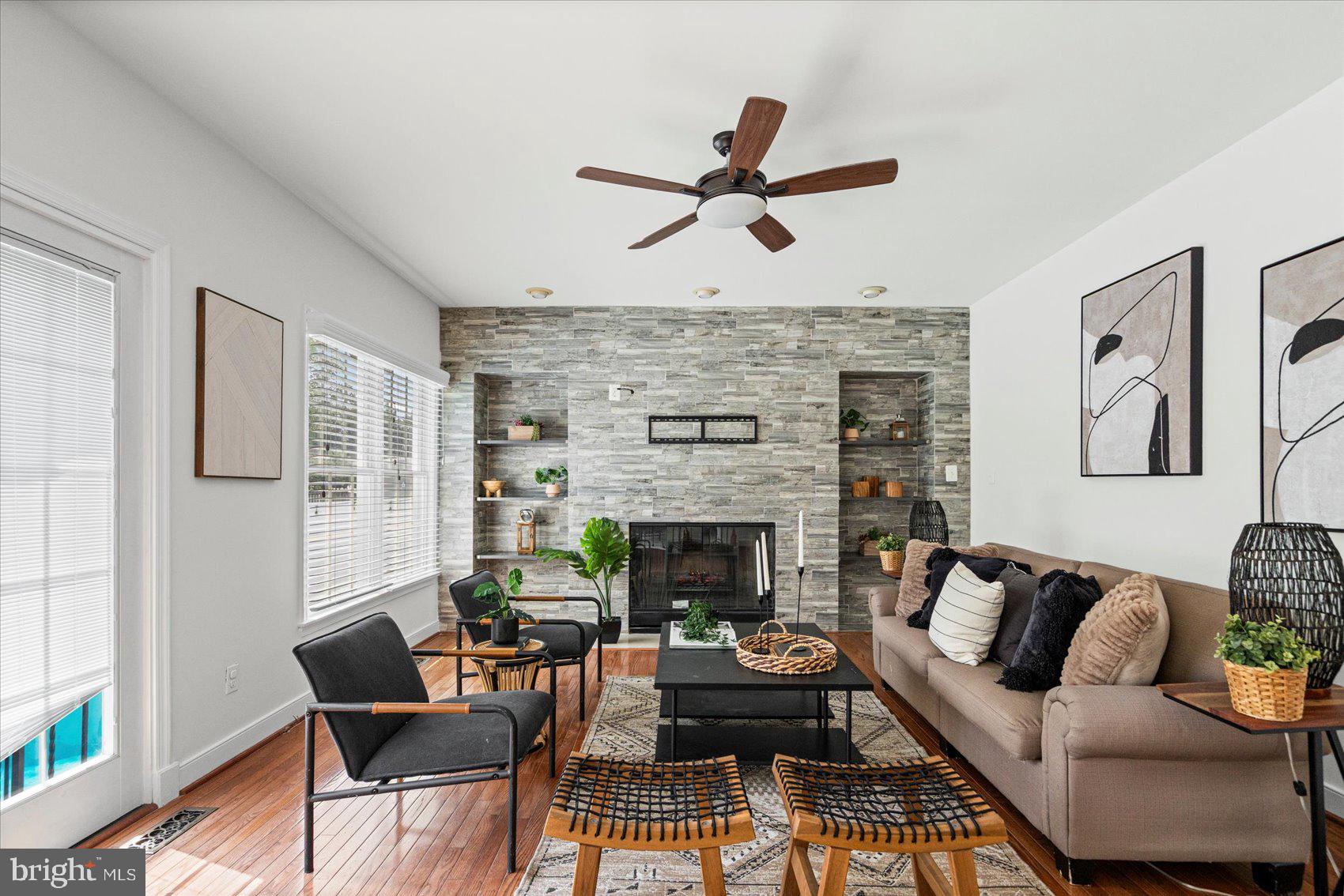 CEDARSIDE FARM - Residential