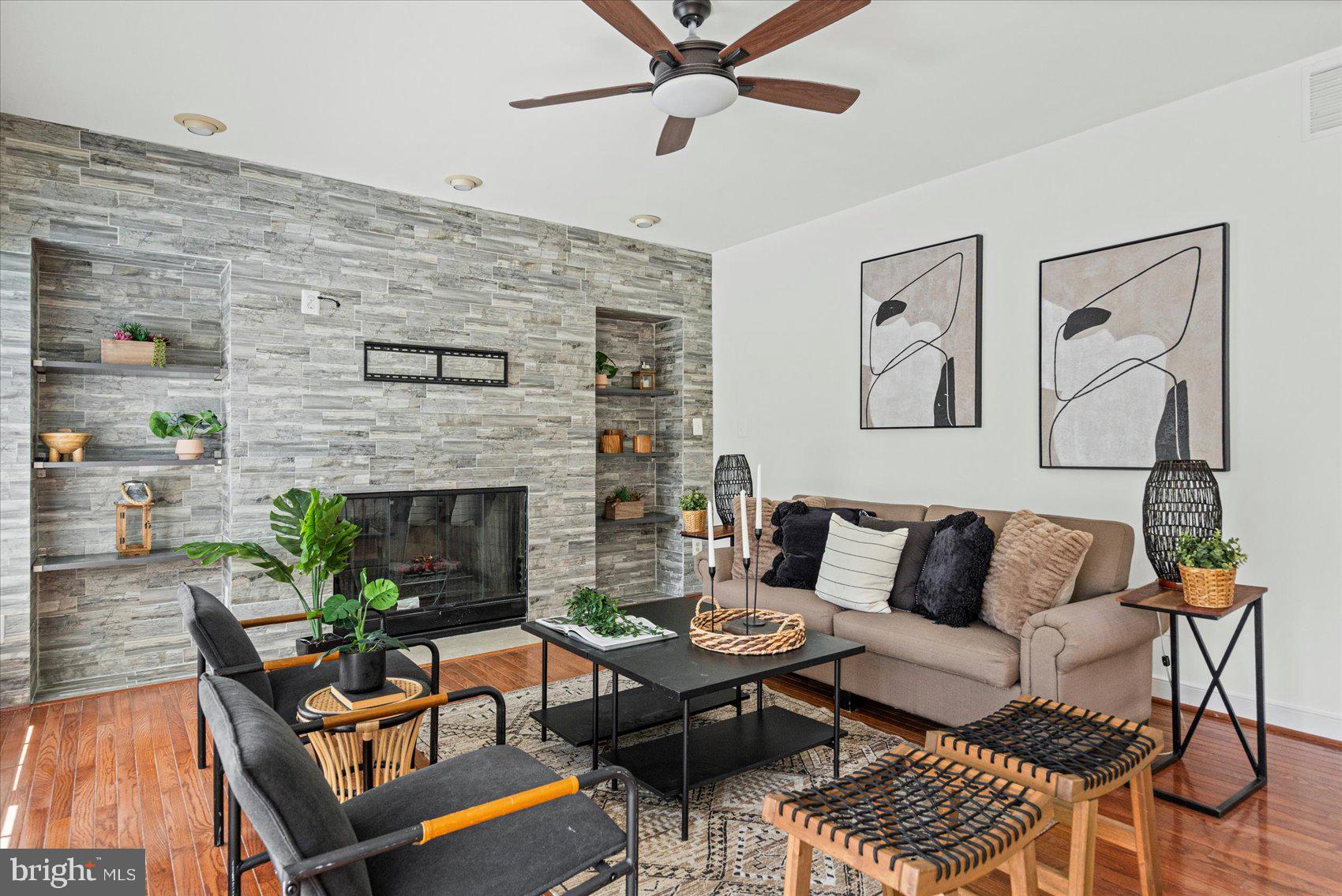 CEDARSIDE FARM - Residential