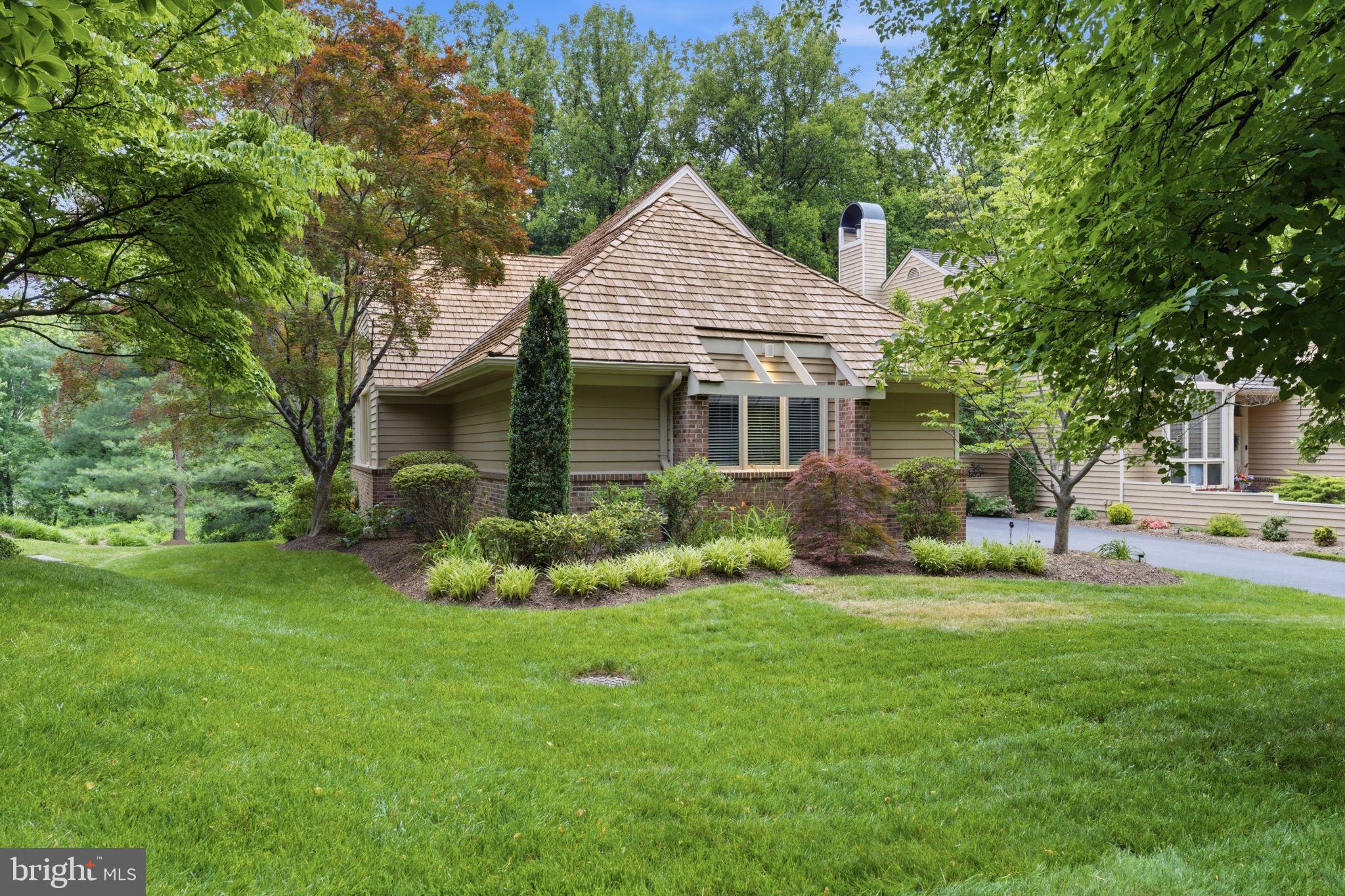 RESTON - Residential