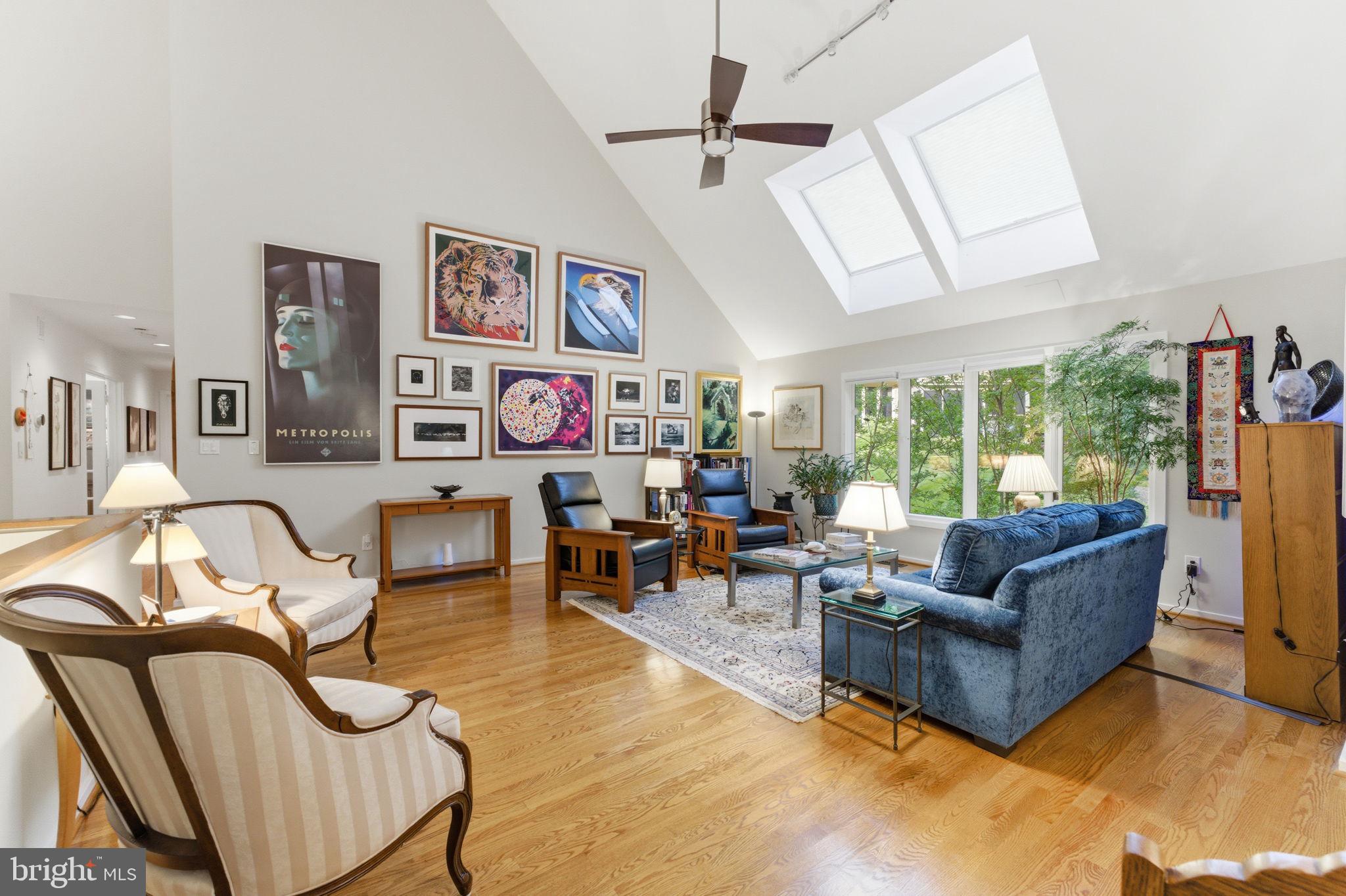 RESTON - Residential