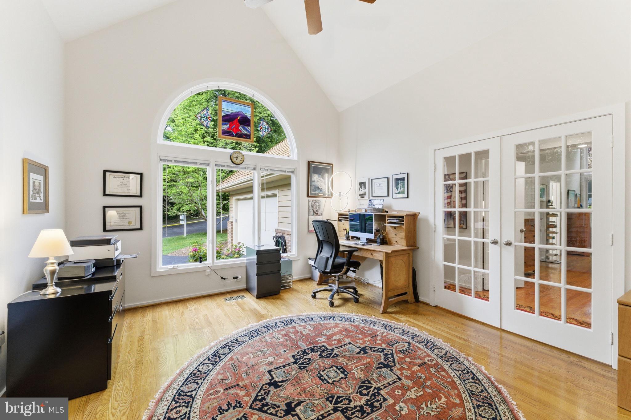 RESTON - Residential