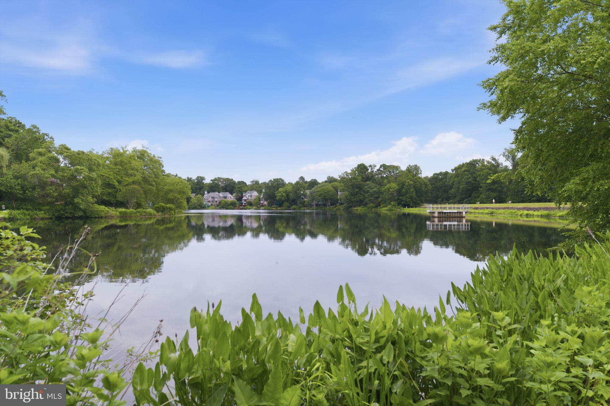 RESTON - Residential