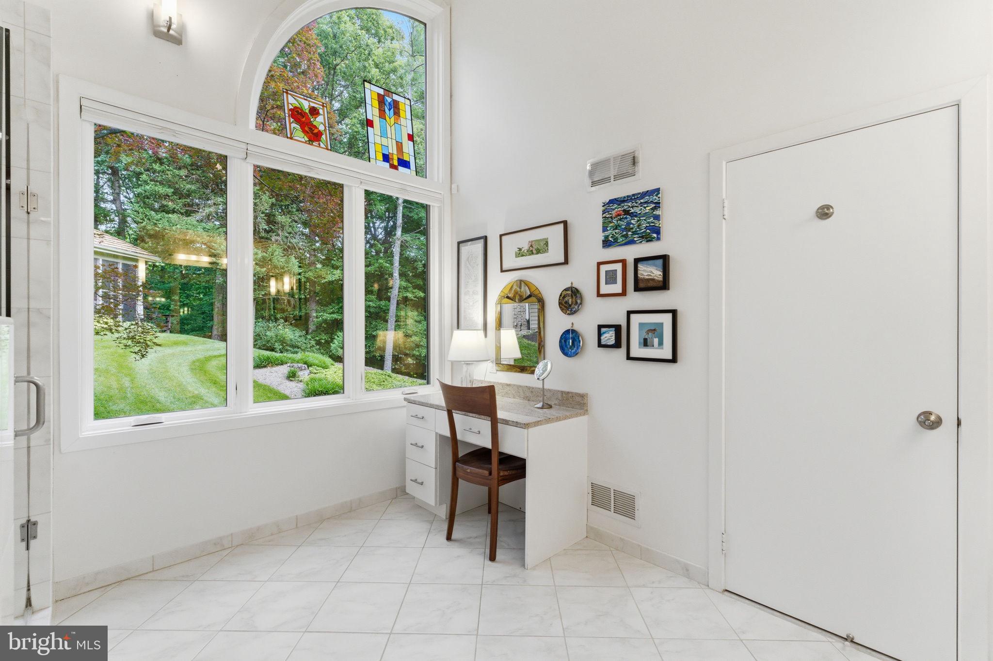 RESTON - Residential