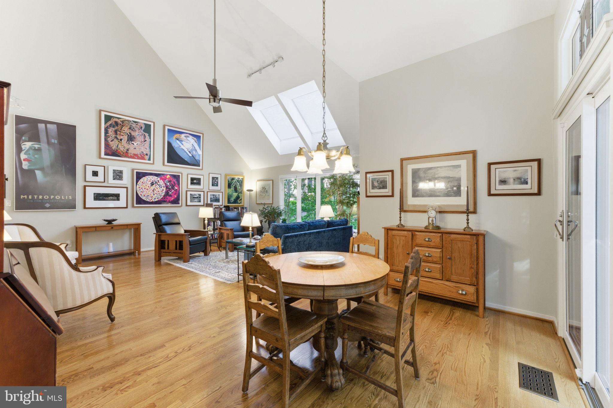RESTON - Residential