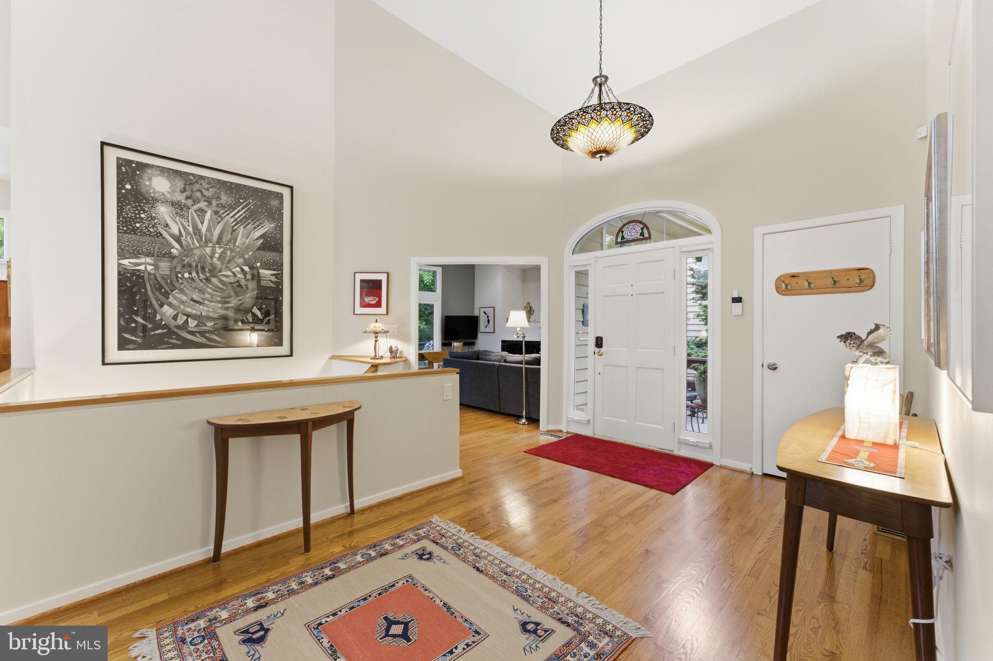 RESTON - Residential