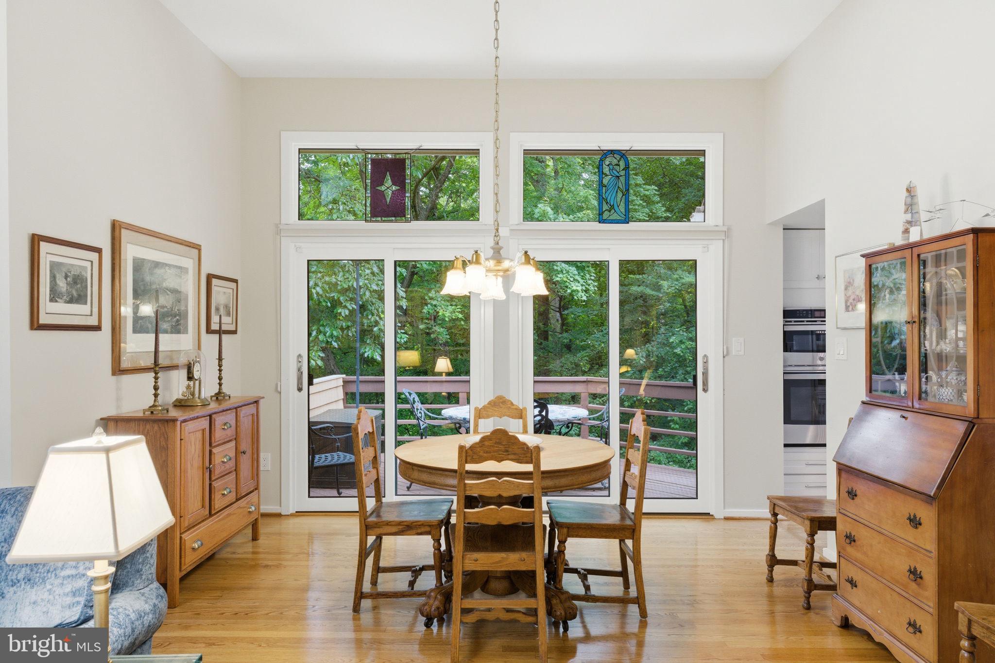 RESTON - Residential