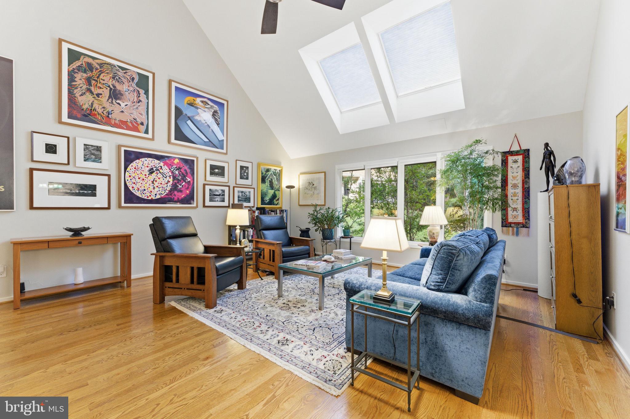 RESTON - Residential