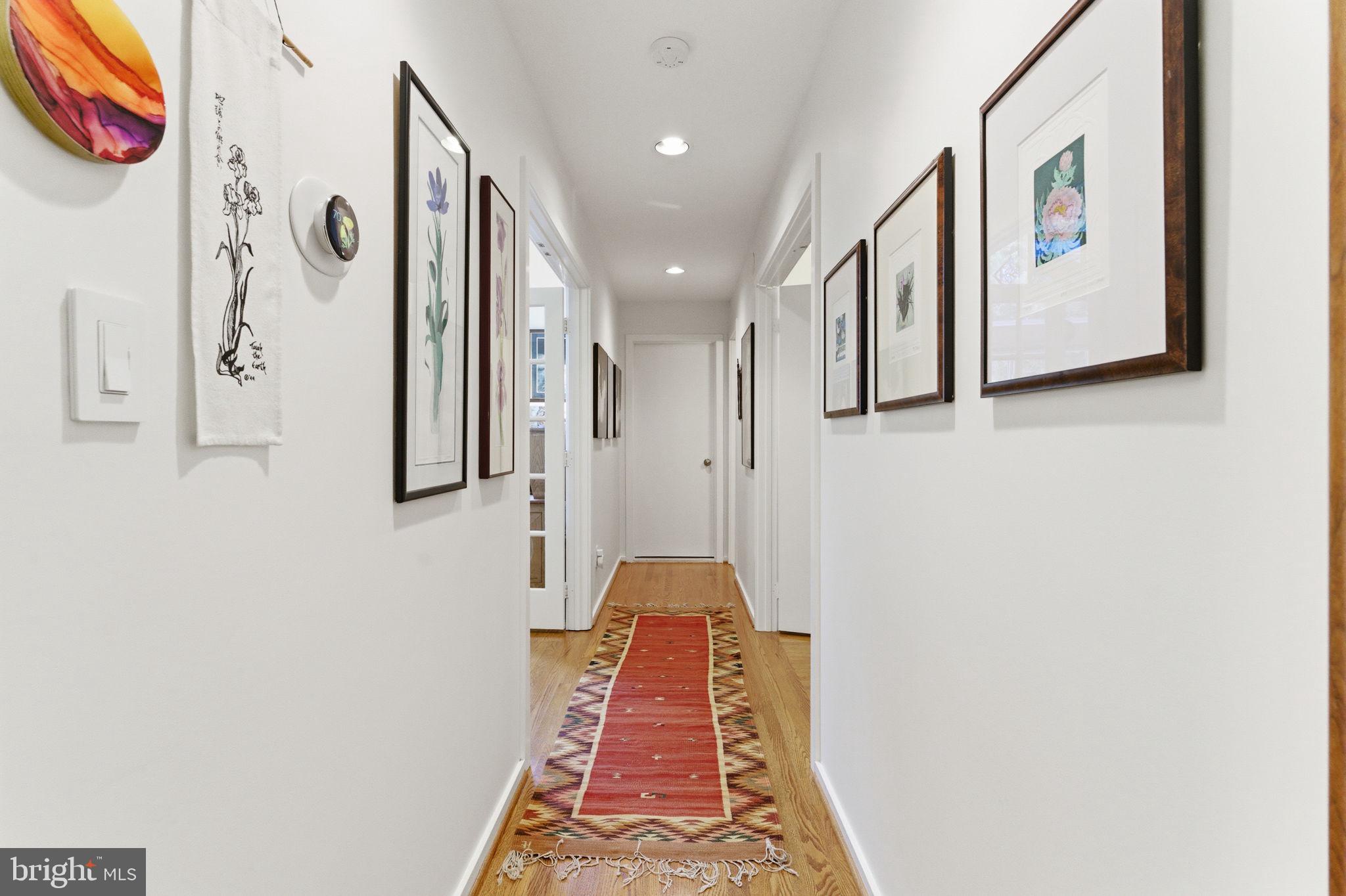 RESTON - Residential