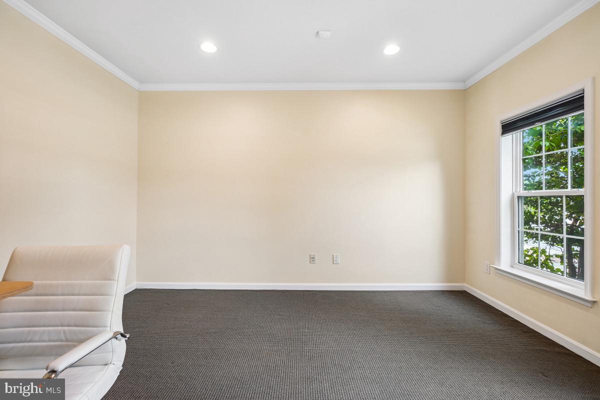 WHEATON HILLS - Residential