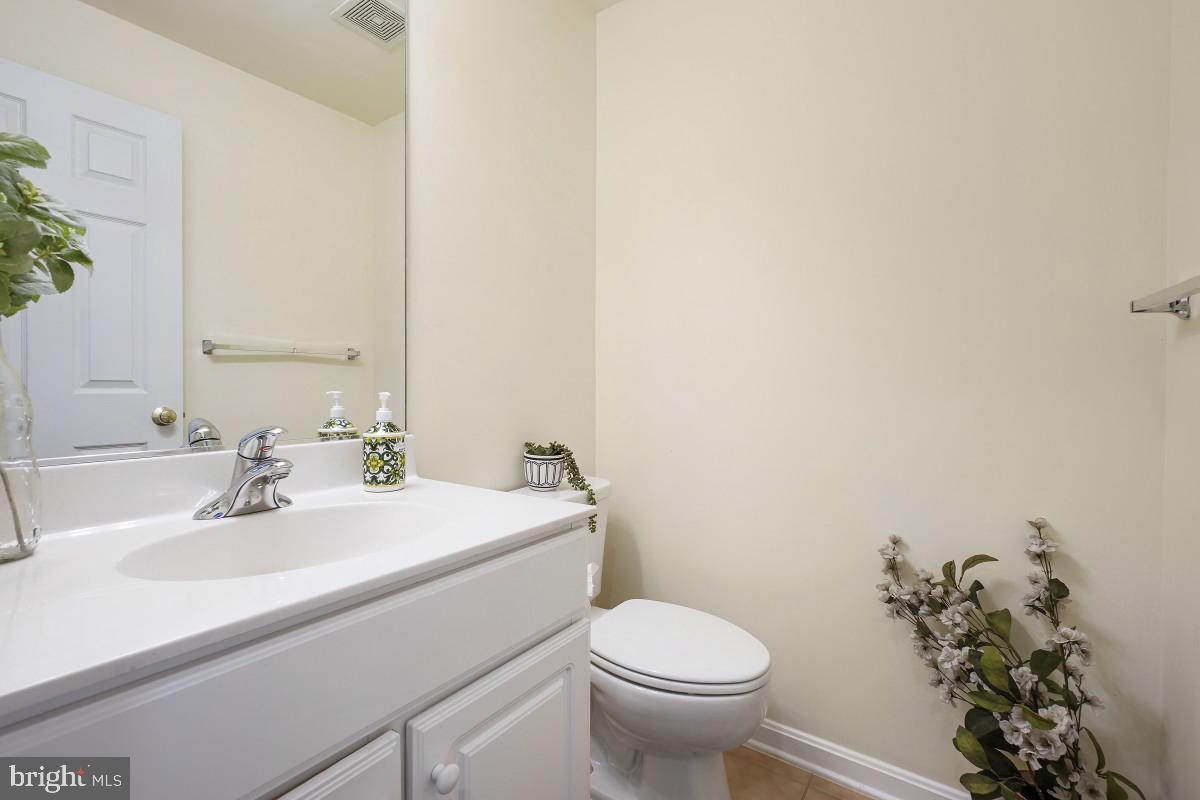 WHEATON HILLS - Residential