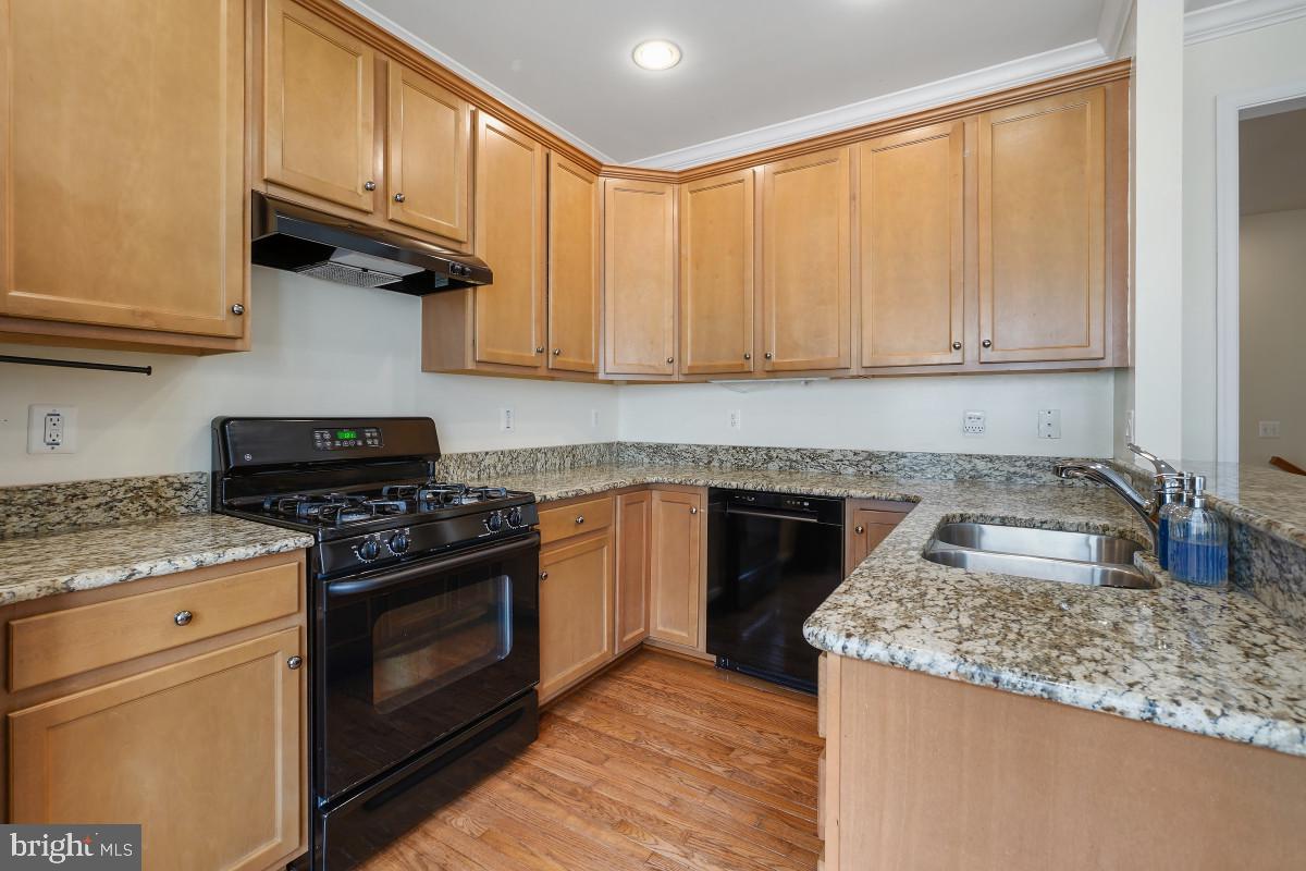 WHEATON HILLS - Residential