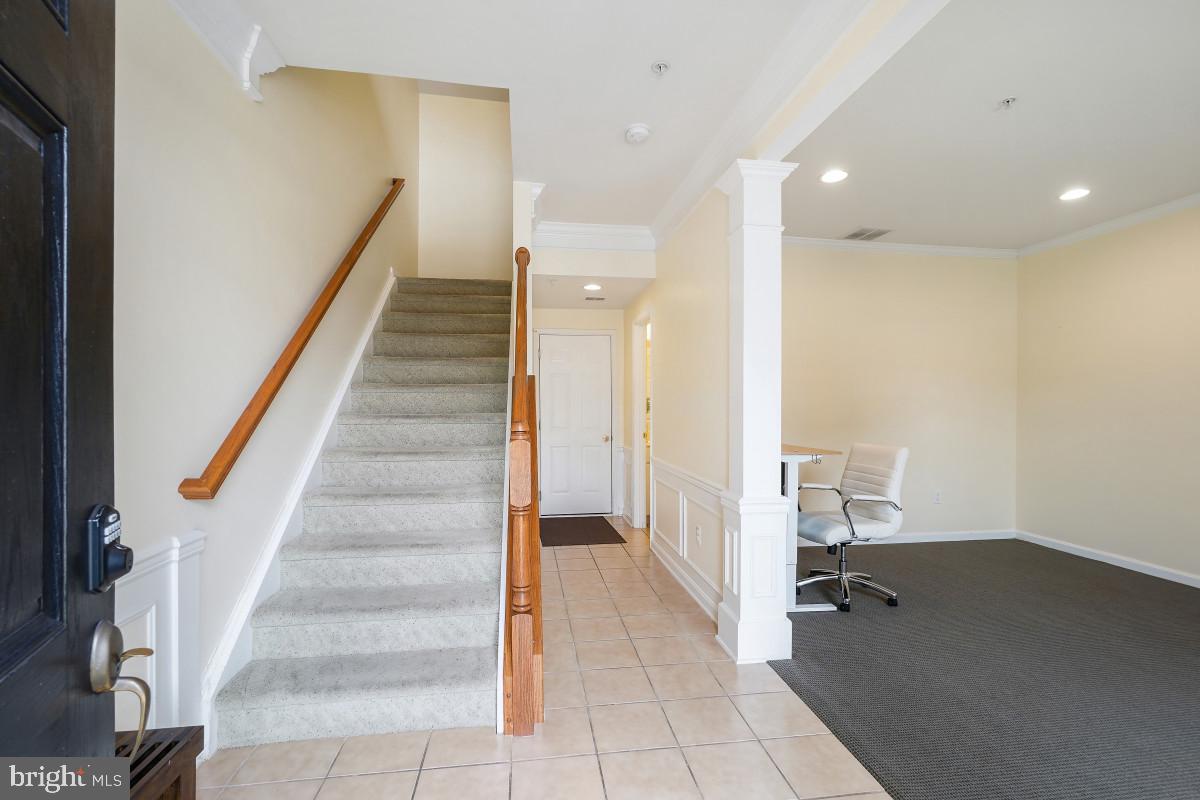 WHEATON HILLS - Residential