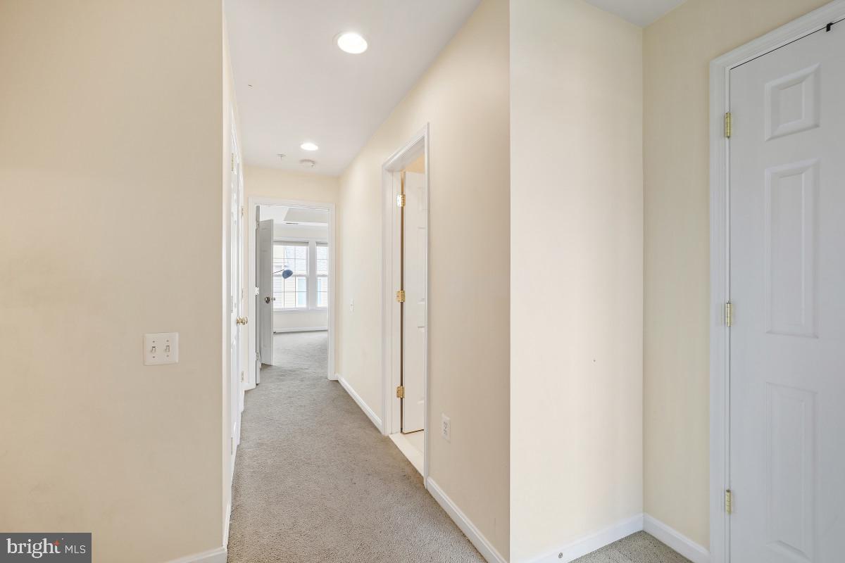 WHEATON HILLS - Residential