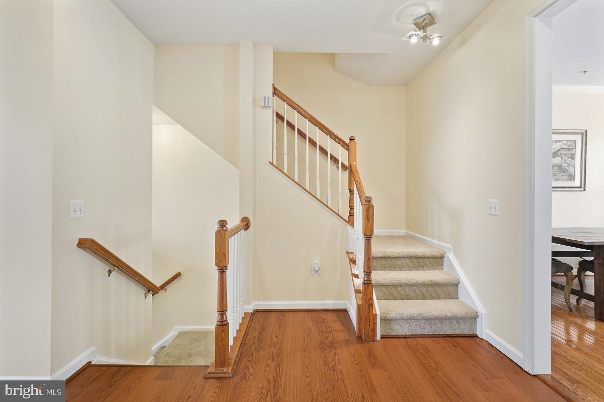 WHEATON HILLS - Residential