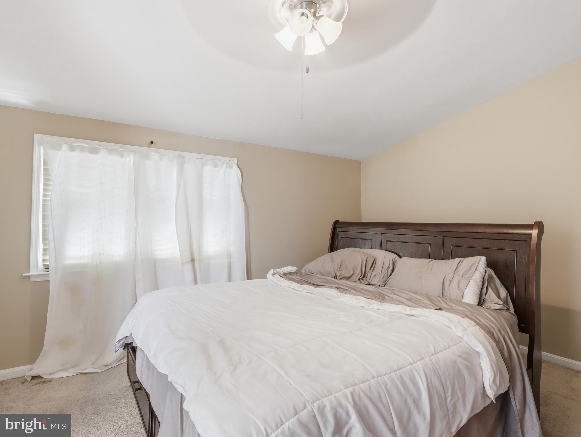 COURTLAND WOODS - Residential