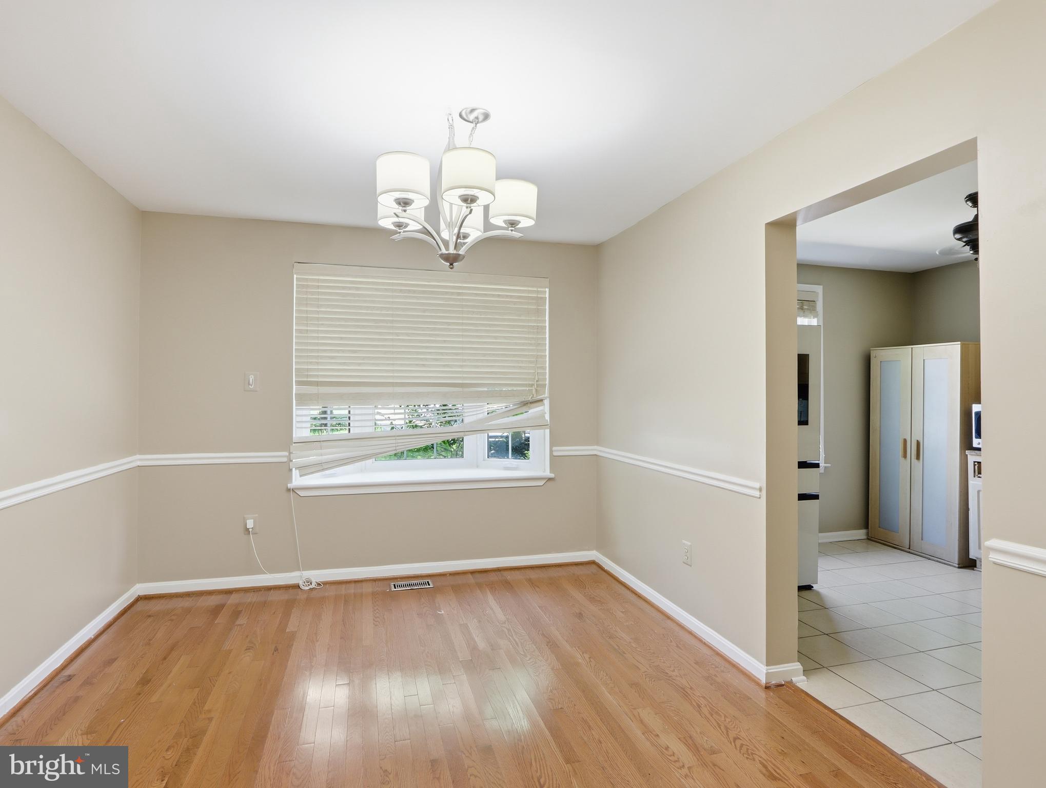 COURTLAND WOODS - Residential