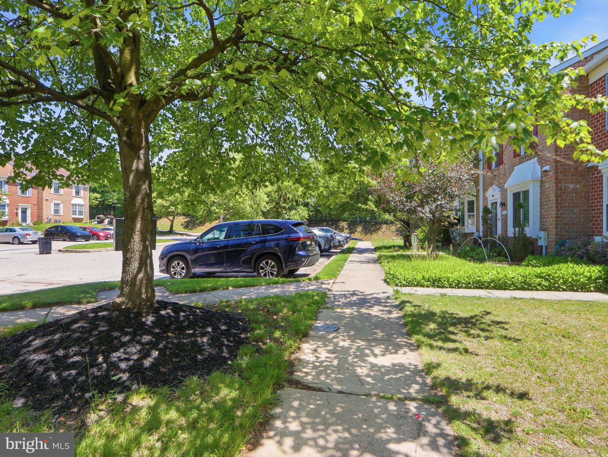 COURTLAND WOODS - Residential