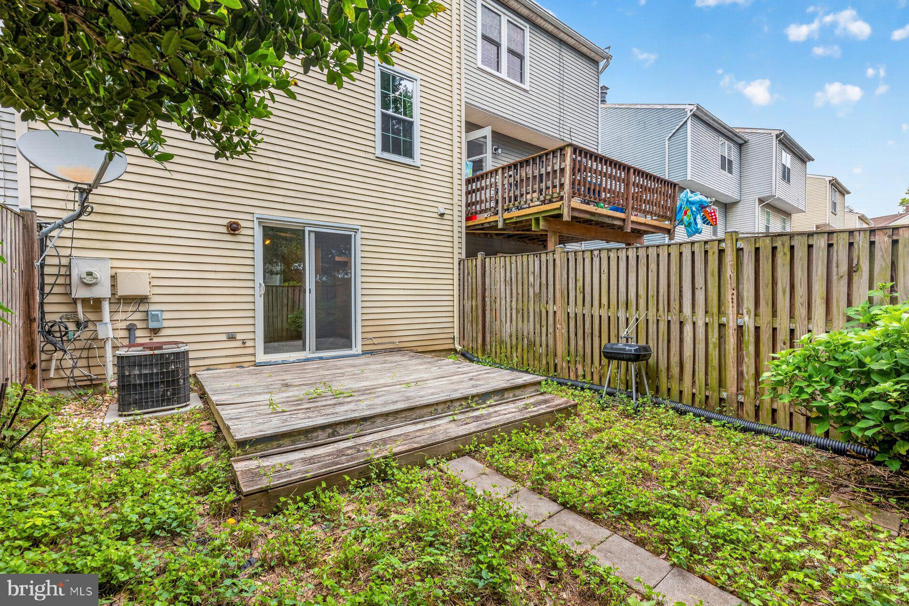 GUNNERS LAKE VILLAGE - Residential