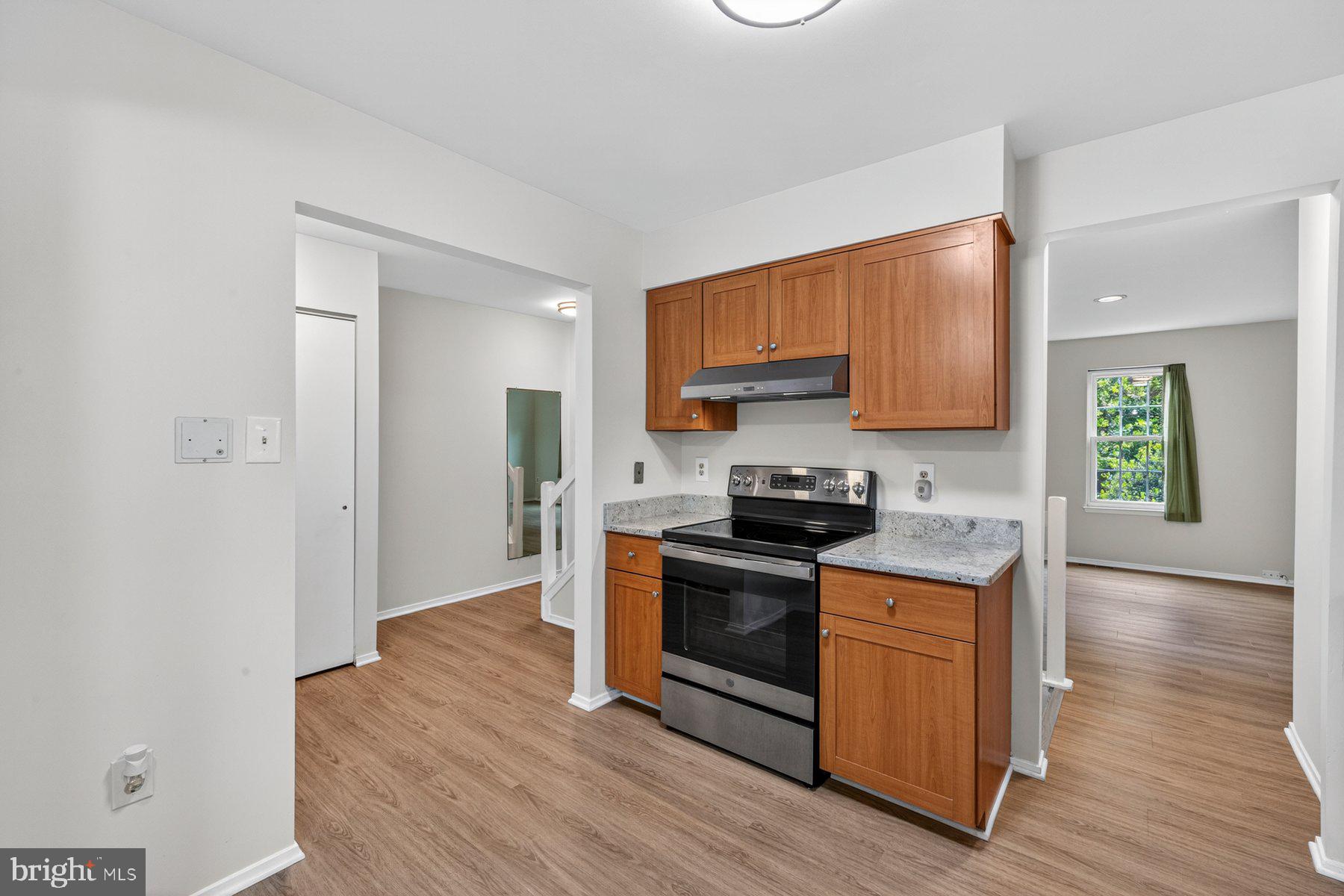 GUNNERS LAKE VILLAGE - Residential