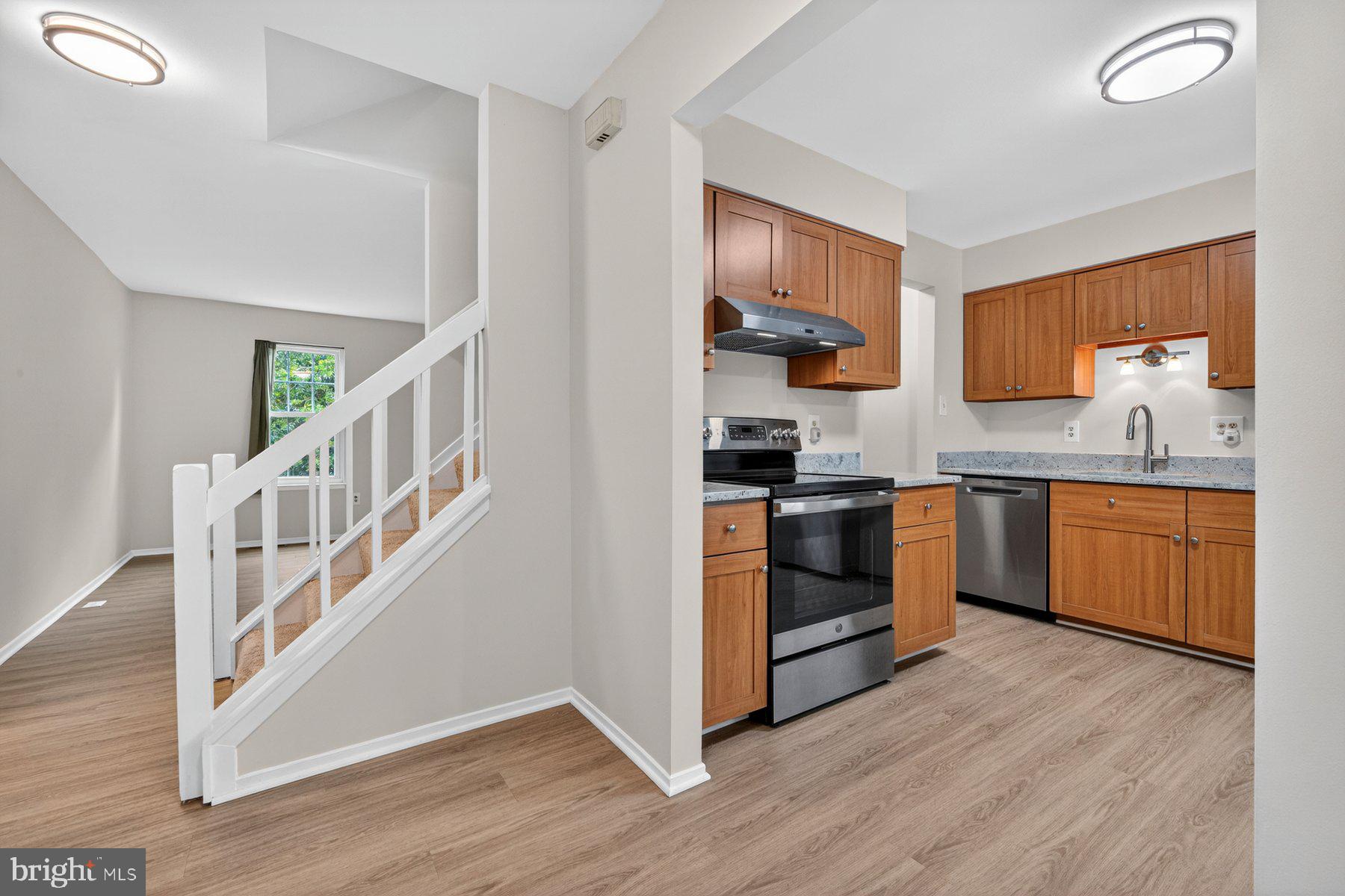 GUNNERS LAKE VILLAGE - Residential