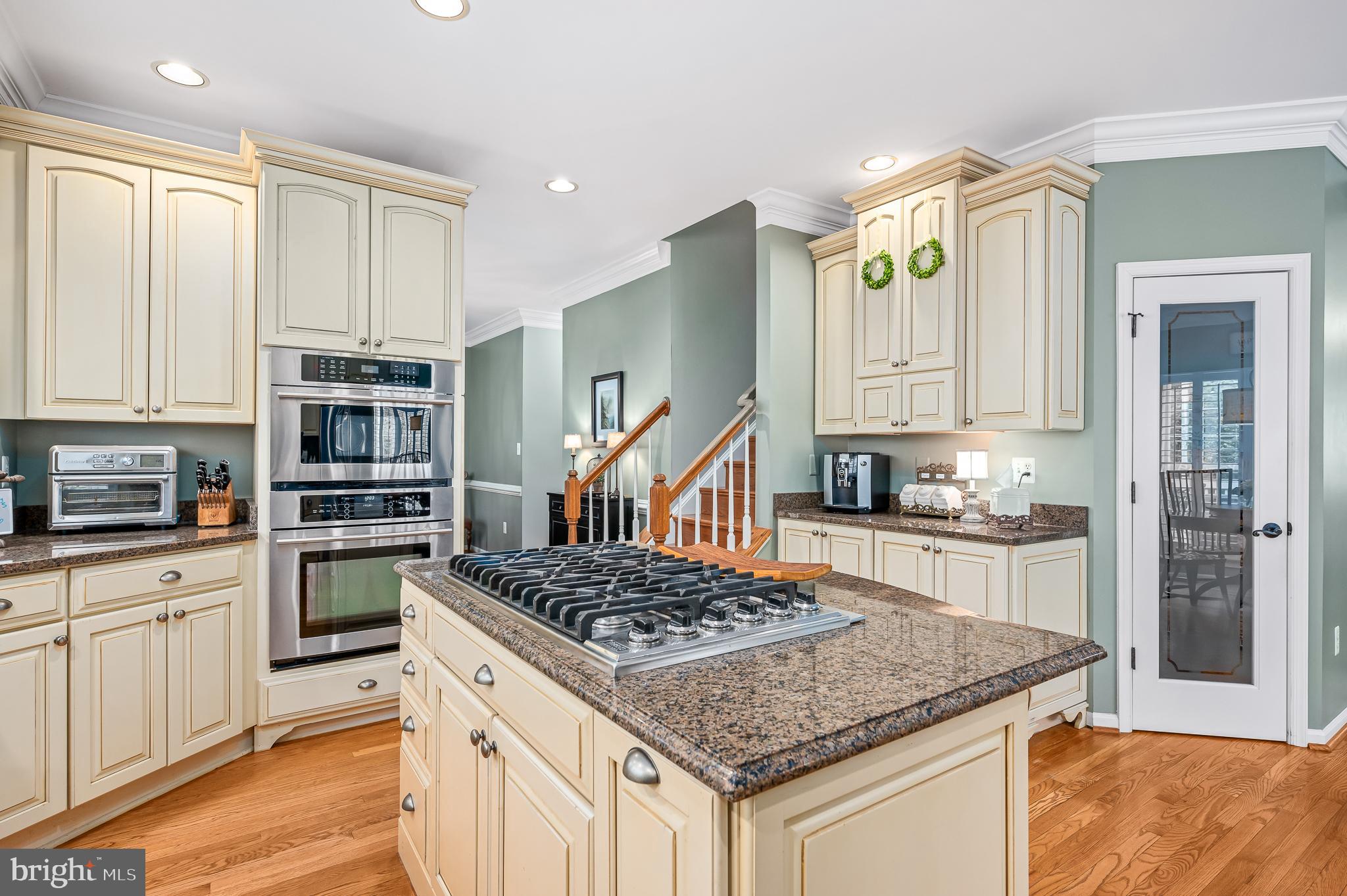 RIDGES AT ASHBURN - Residential