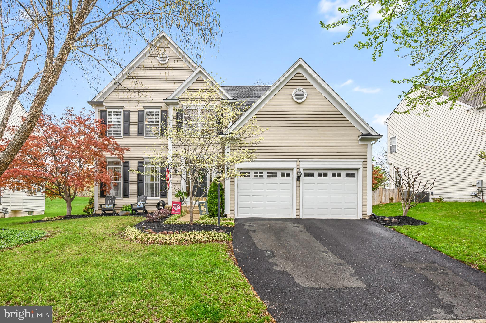 RIDGES AT ASHBURN - Residential