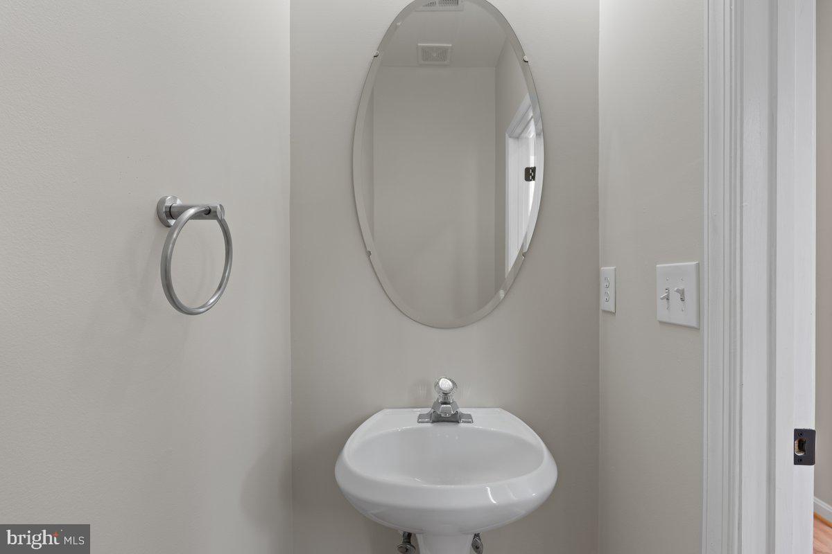 CHAPLINE PLACE - Residential
