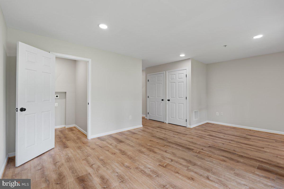 CHAPLINE PLACE - Residential