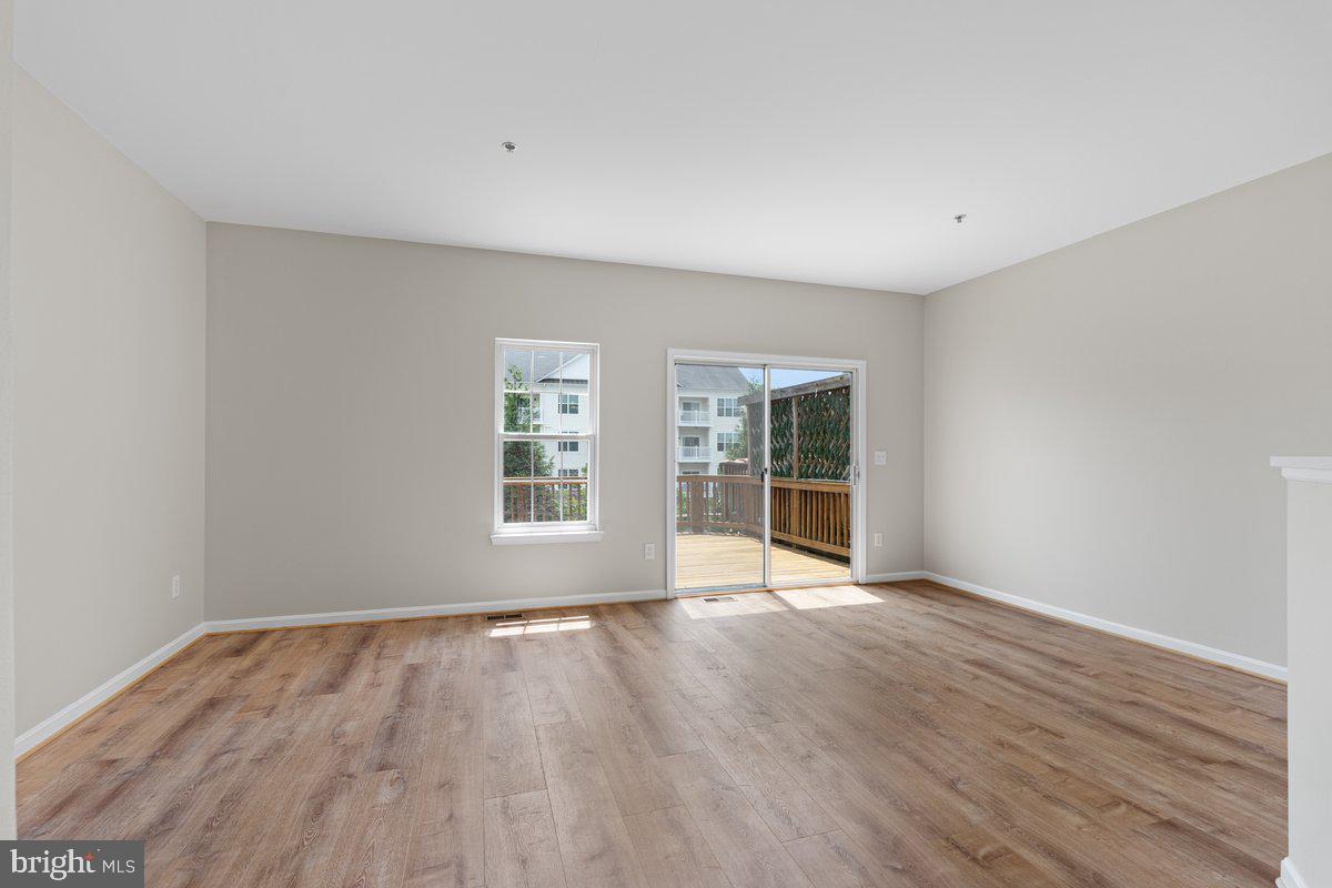 CHAPLINE PLACE - Residential