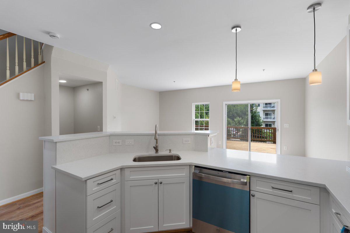 CHAPLINE PLACE - Residential