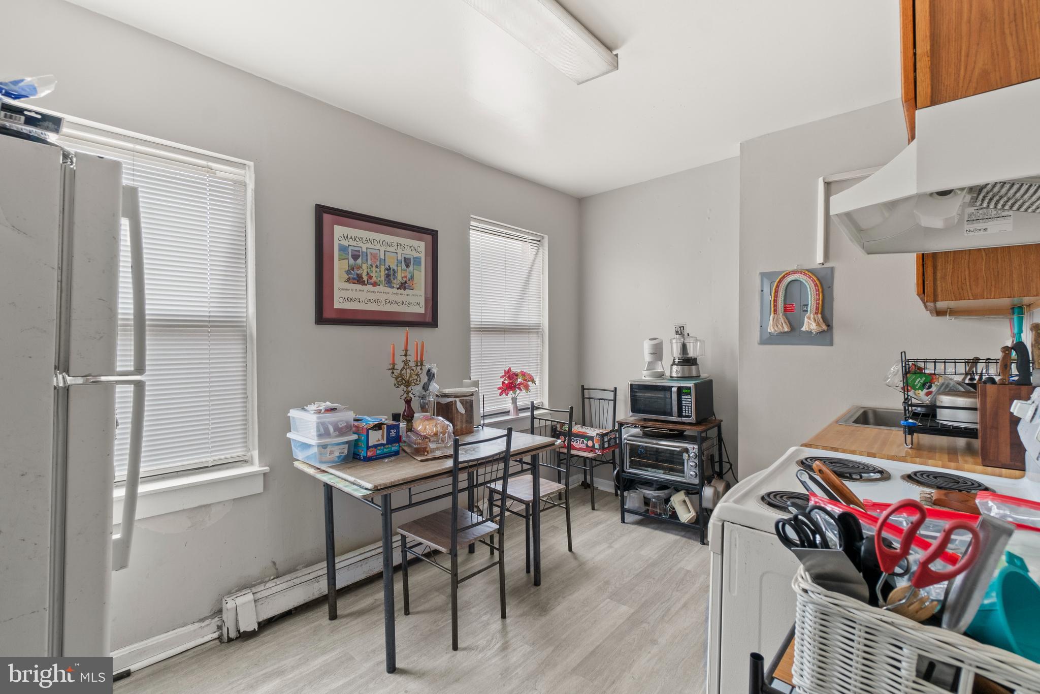 CHARLES VILLAGE - Residential Income