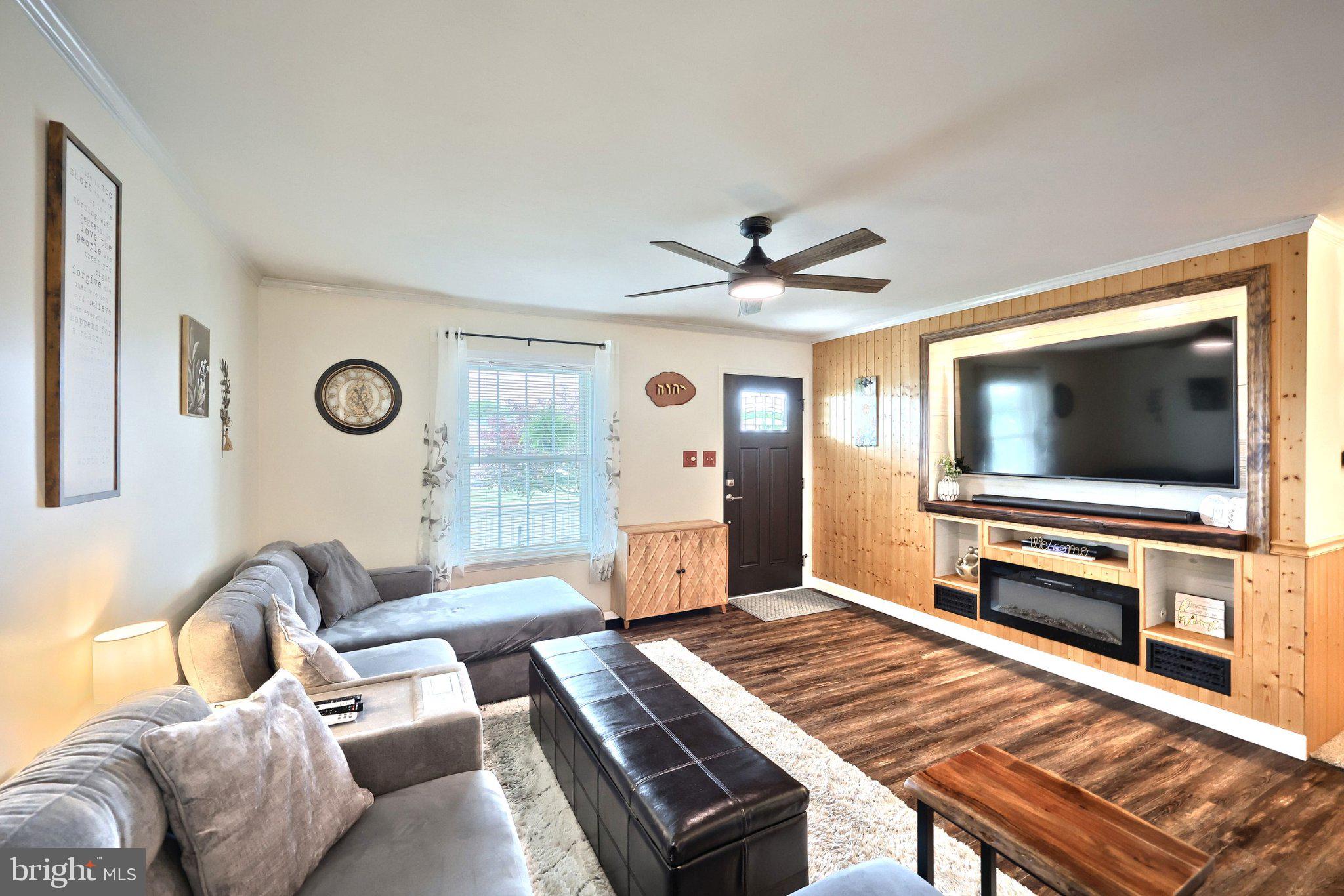 MEADOWVIEW ESTATES - Residential