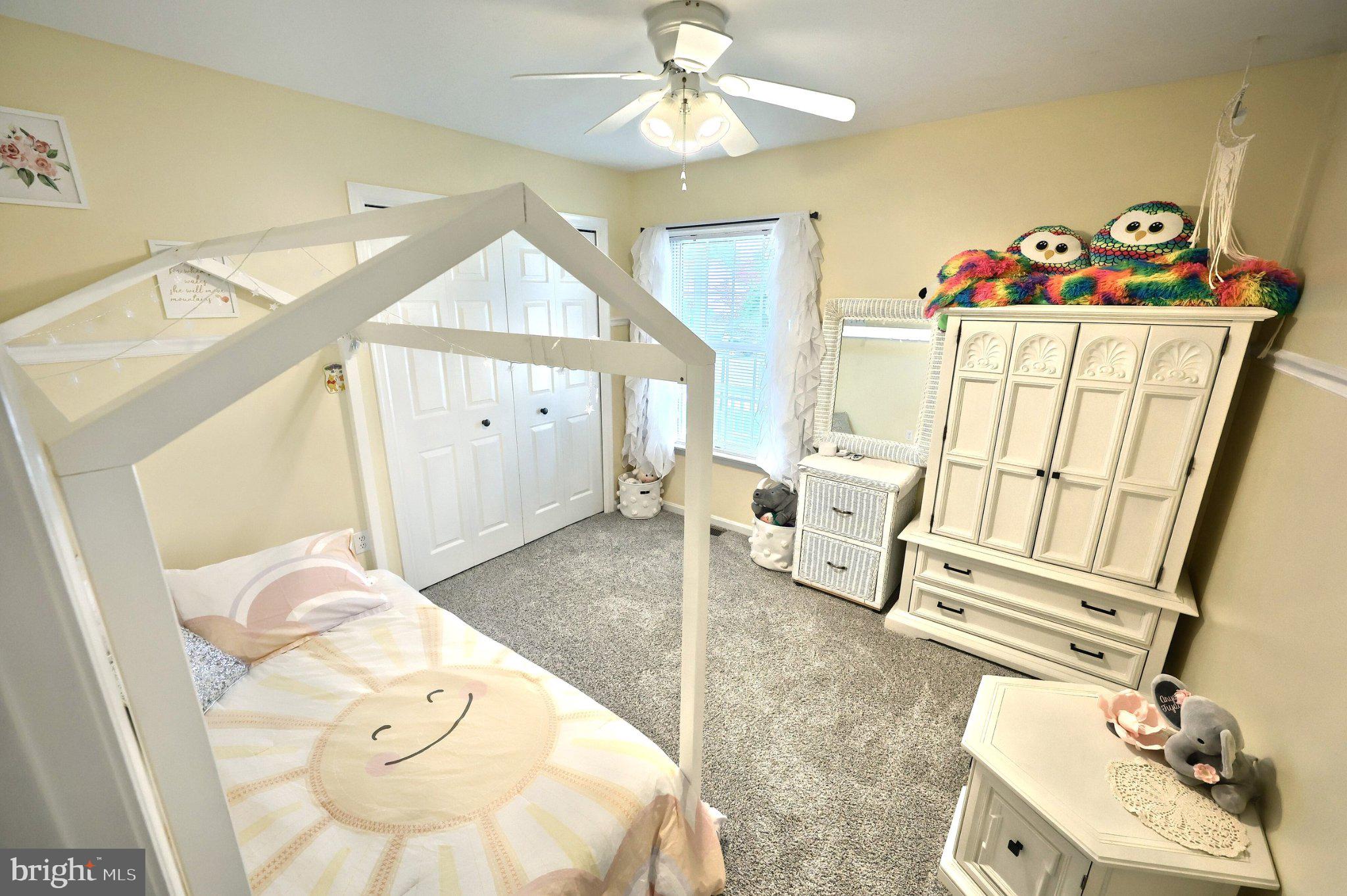 MEADOWVIEW ESTATES - Residential