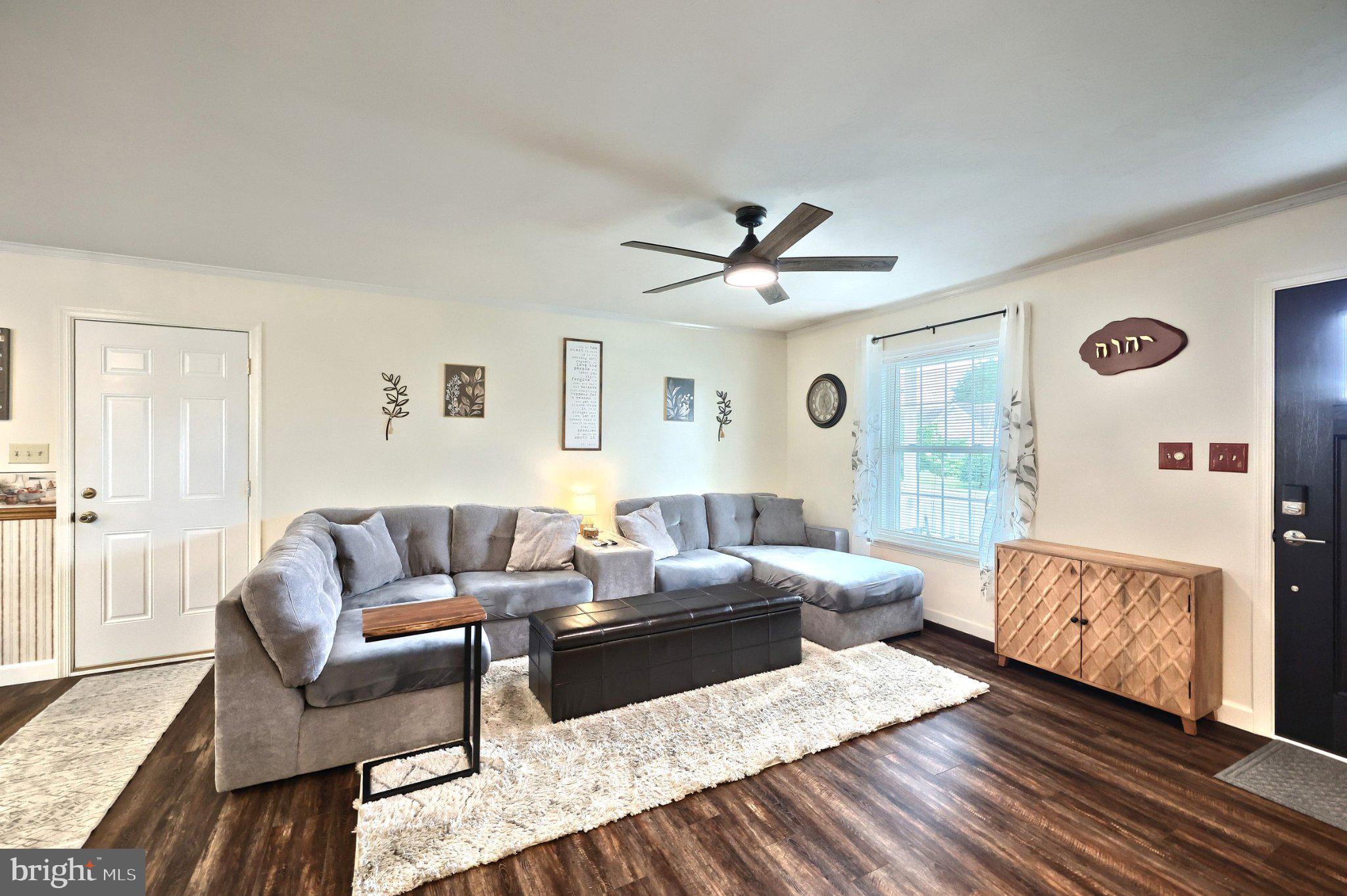 MEADOWVIEW ESTATES - Residential