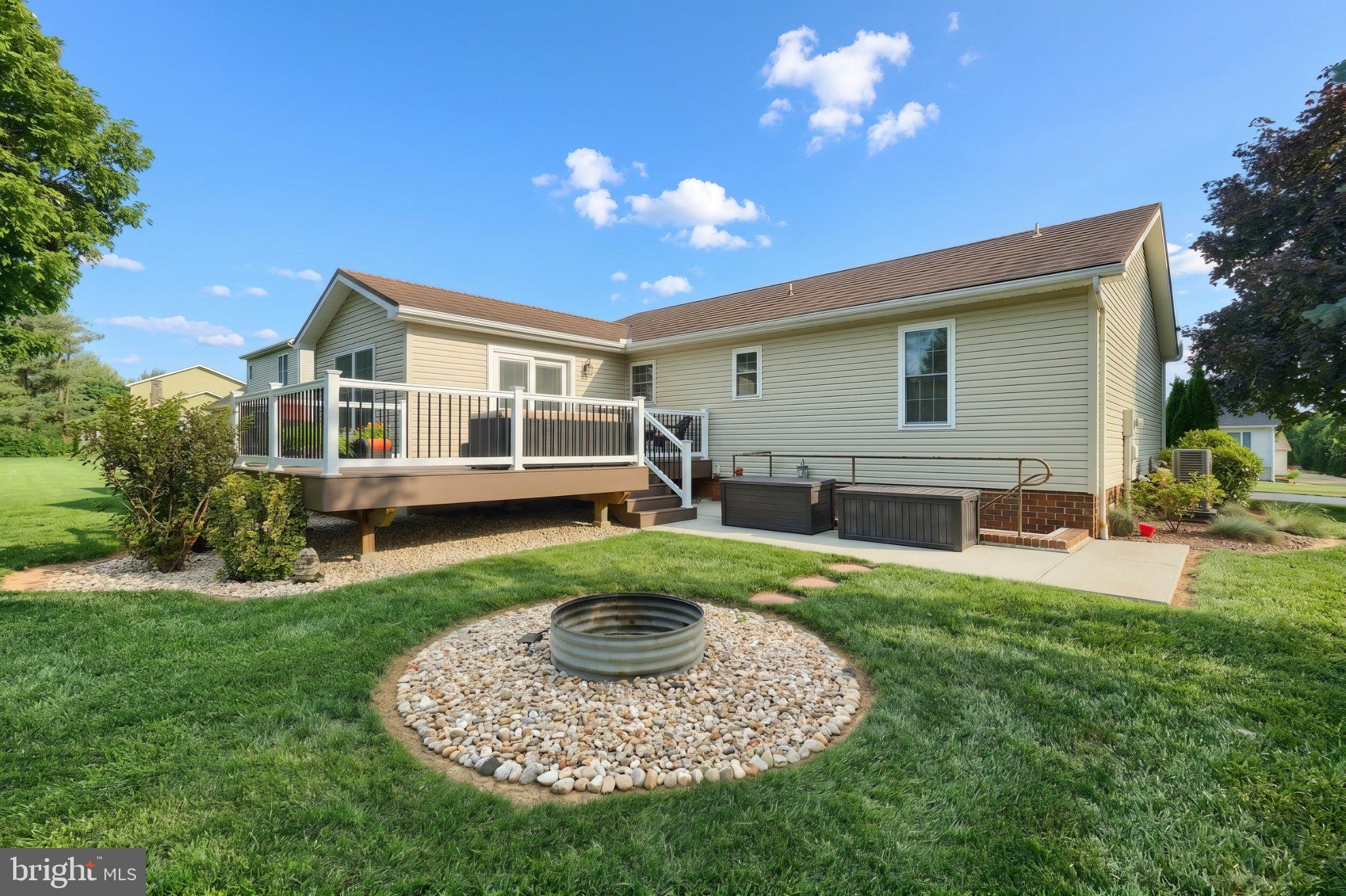 MEADOWVIEW ESTATES - Residential