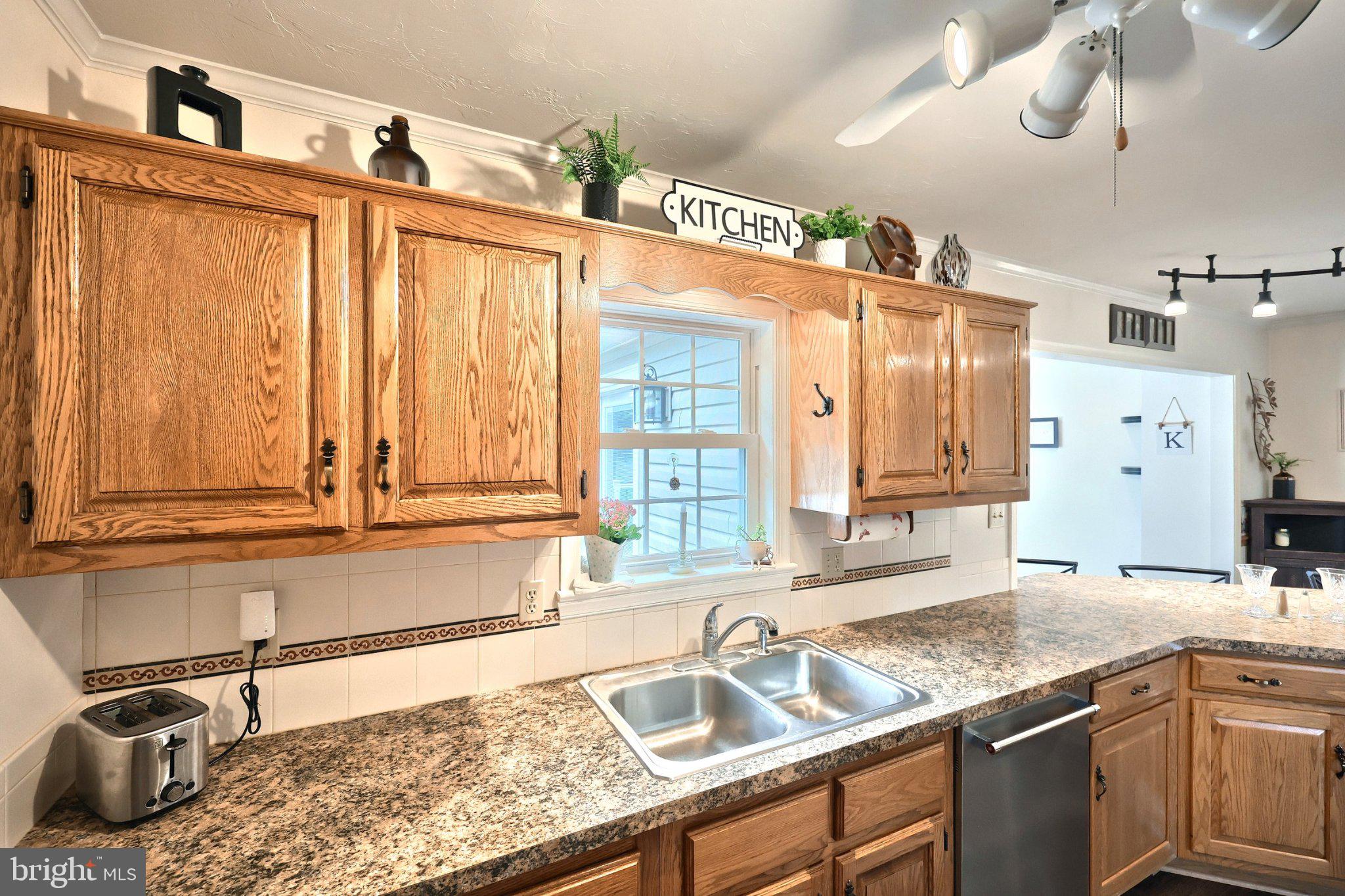MEADOWVIEW ESTATES - Residential