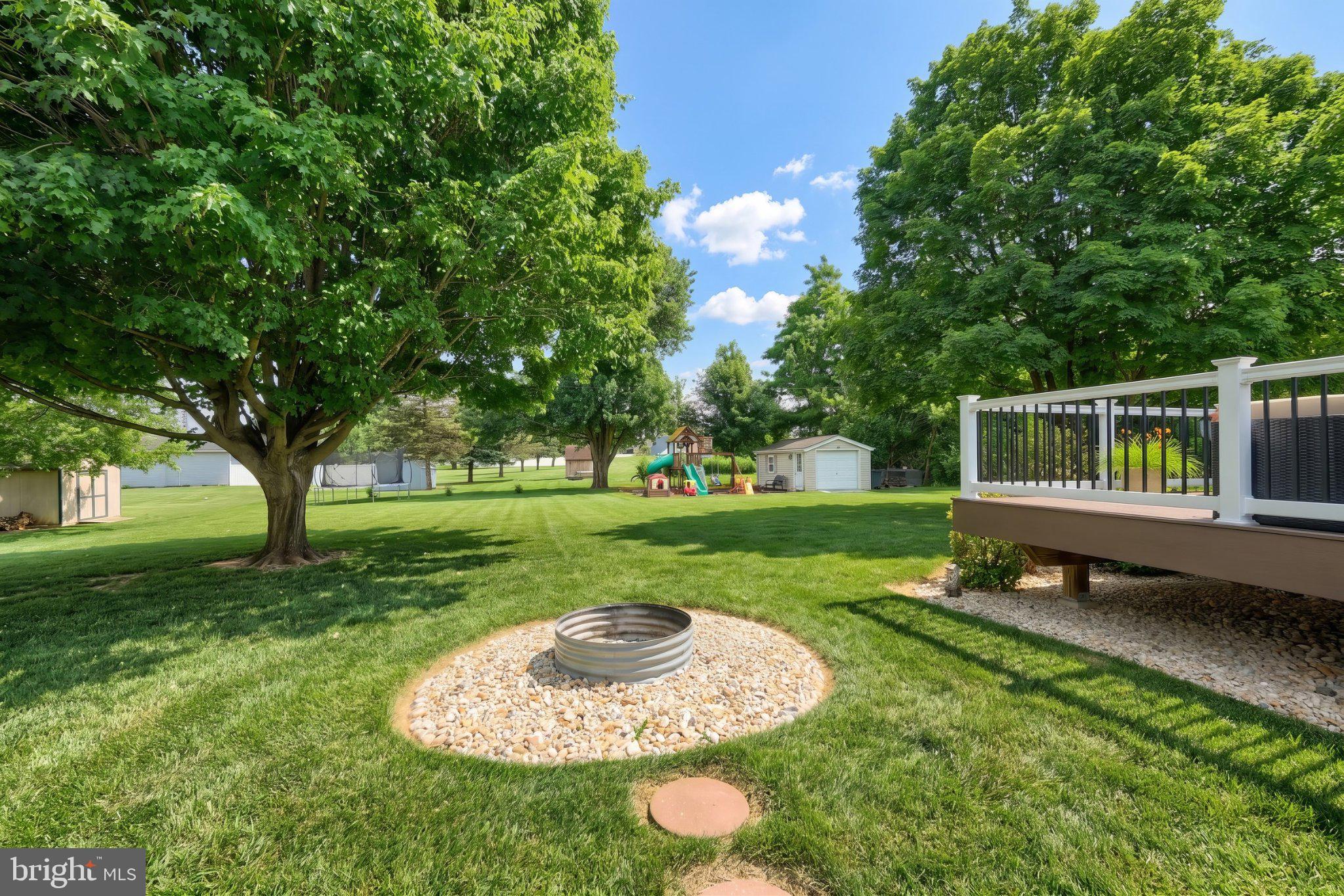 MEADOWVIEW ESTATES - Residential