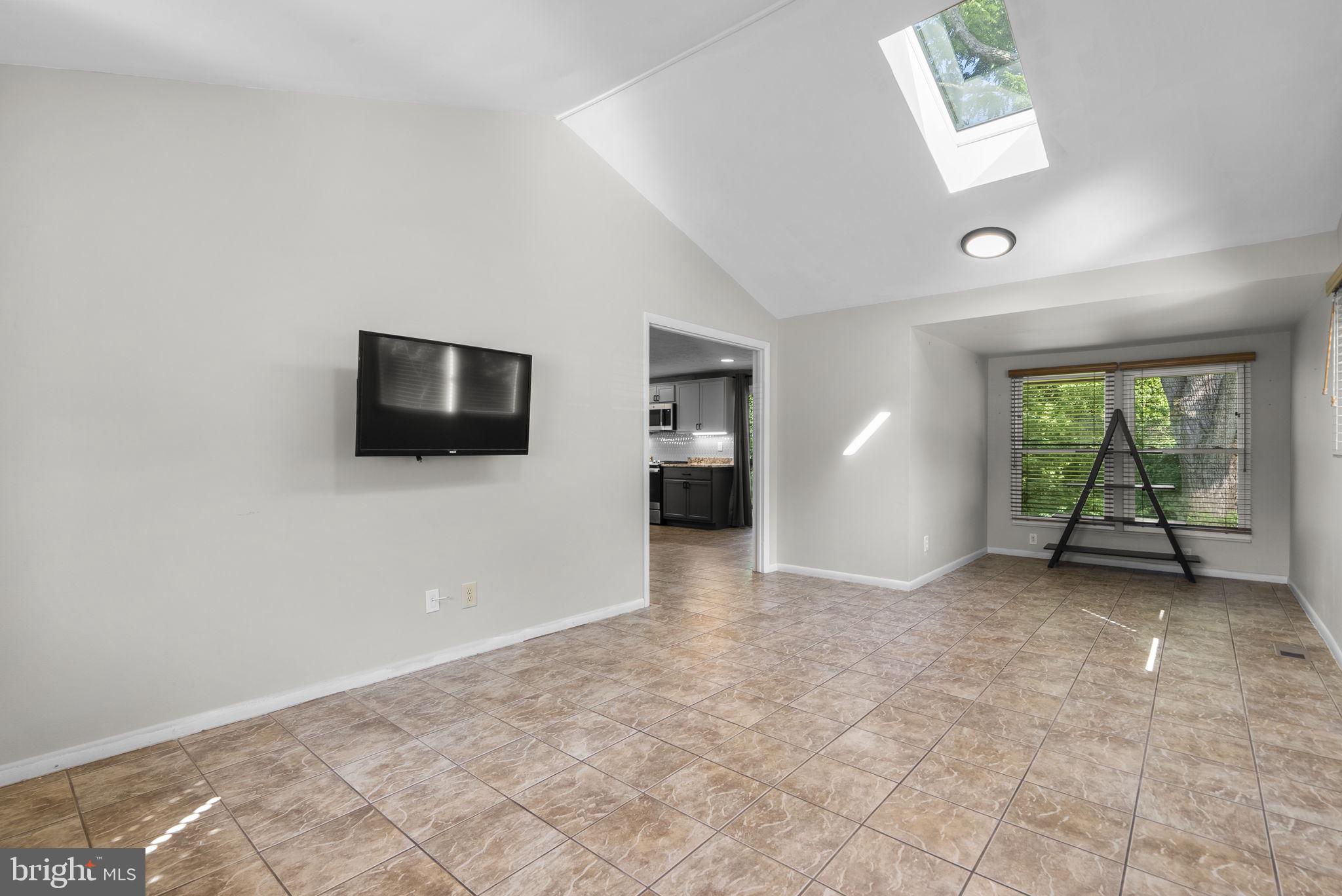 VILLAGE OF OWEN BROWN - Residential