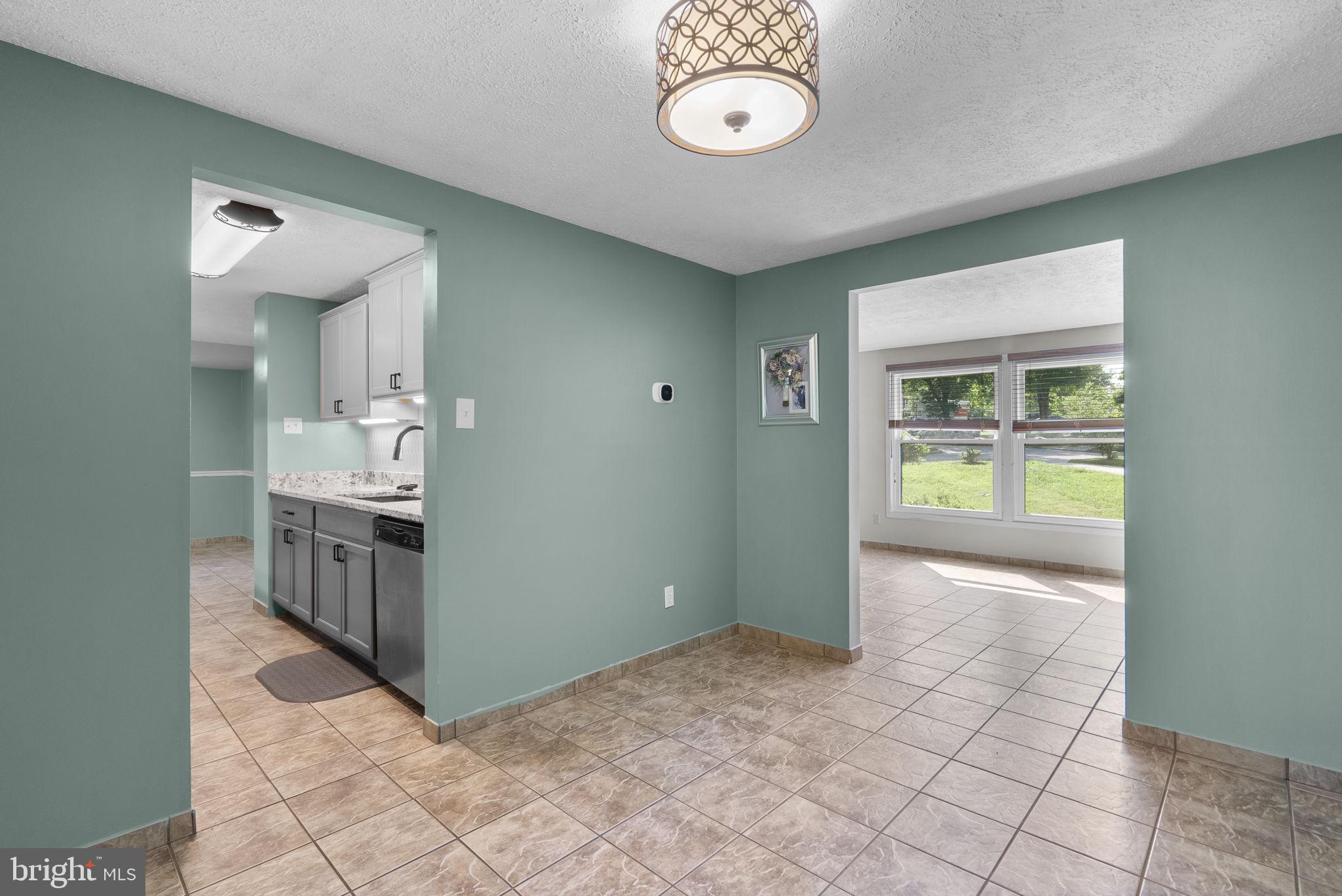 VILLAGE OF OWEN BROWN - Residential