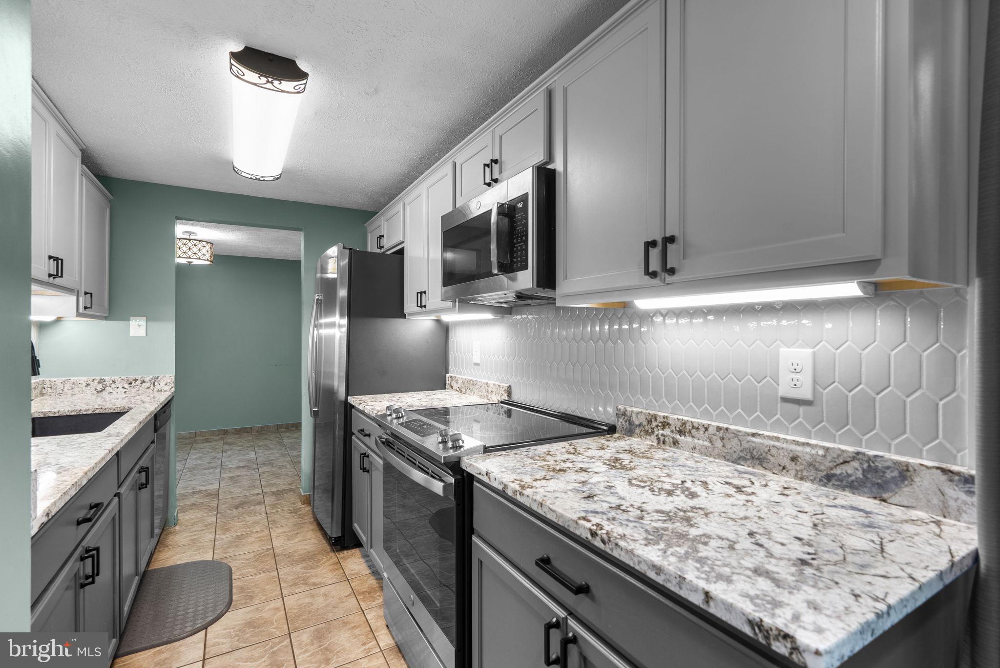 VILLAGE OF OWEN BROWN - Residential