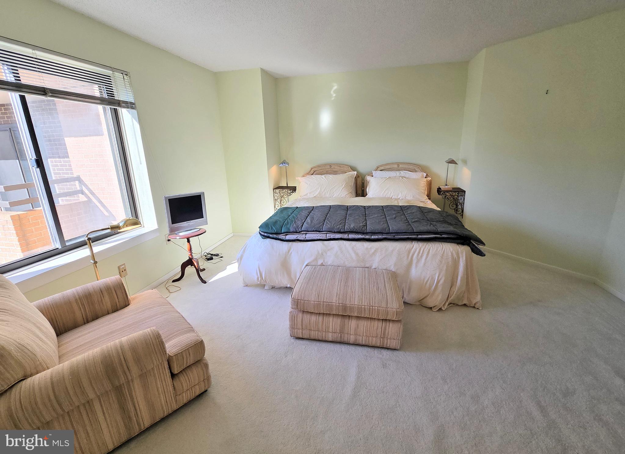 OBSERVATORY CIRCLE - Residential